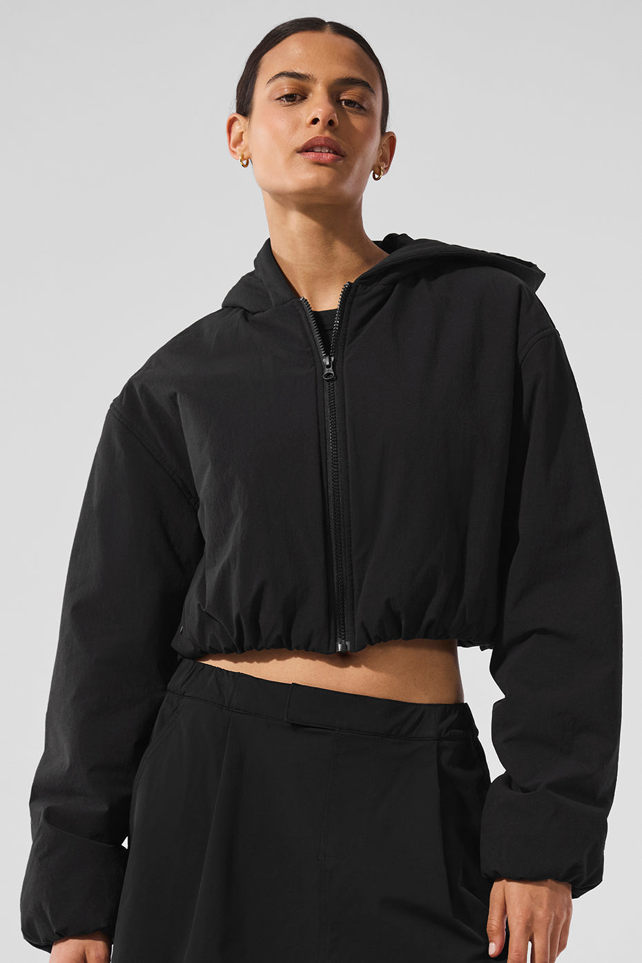 Худи Mountain Peak Full-Zip, укороченного кроя — Alo Yoga