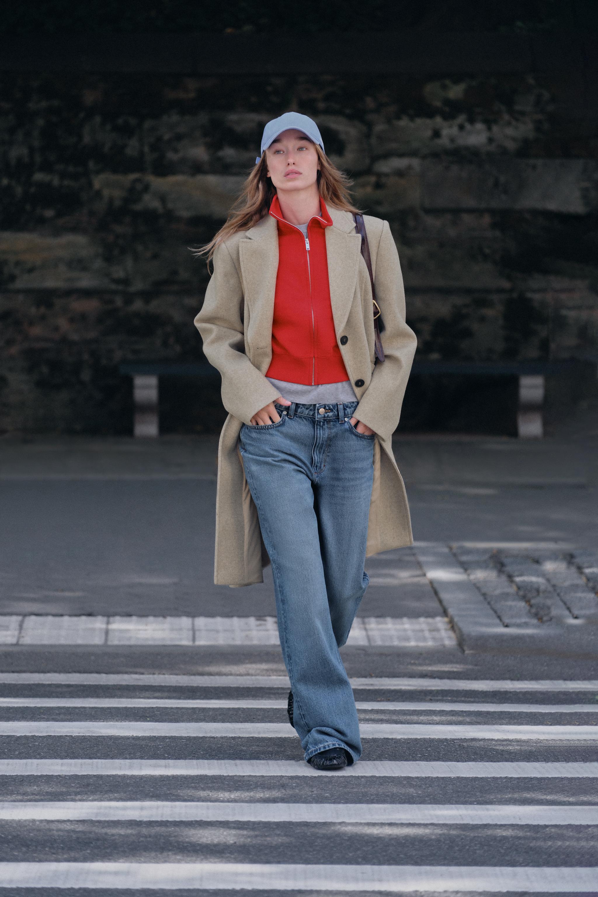 Мягкое пальто с плечевыми накладками — ZARA