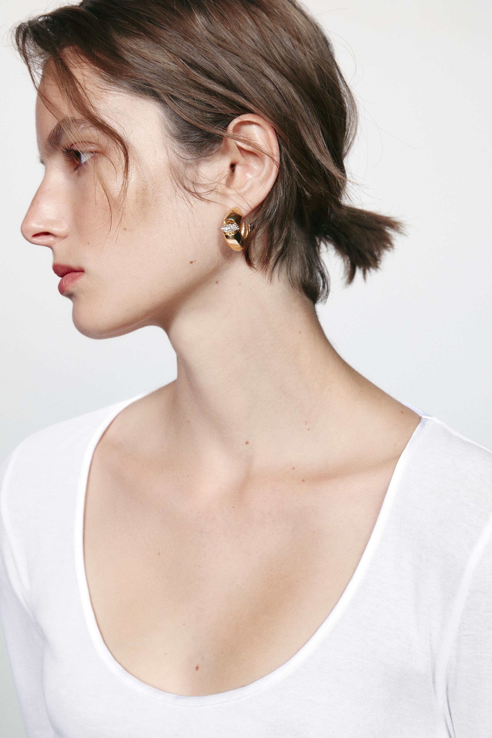 МЕТАЛЛИЧЕСКИЕ СЕРЬГИ-КОЛЬЦА СО СТРАЗАМИ — ZARA