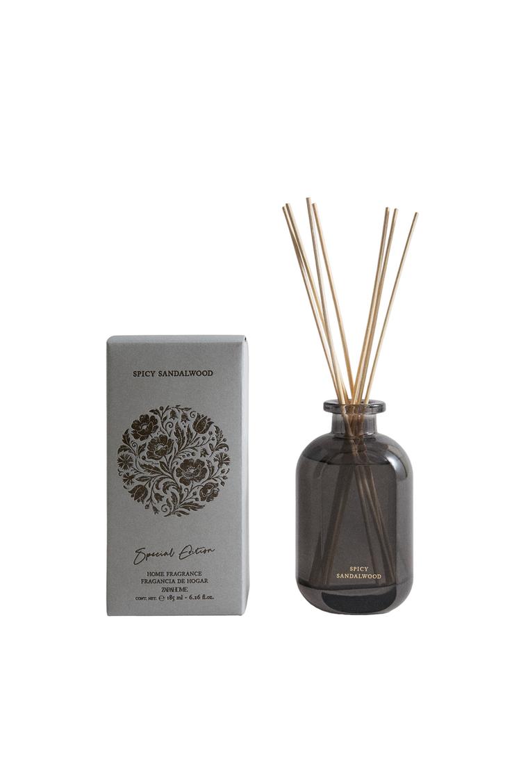 ДИФФУЗОР С ПАЛОЧКАМИ SPICY SANDALWOOD (185 МЛ)
