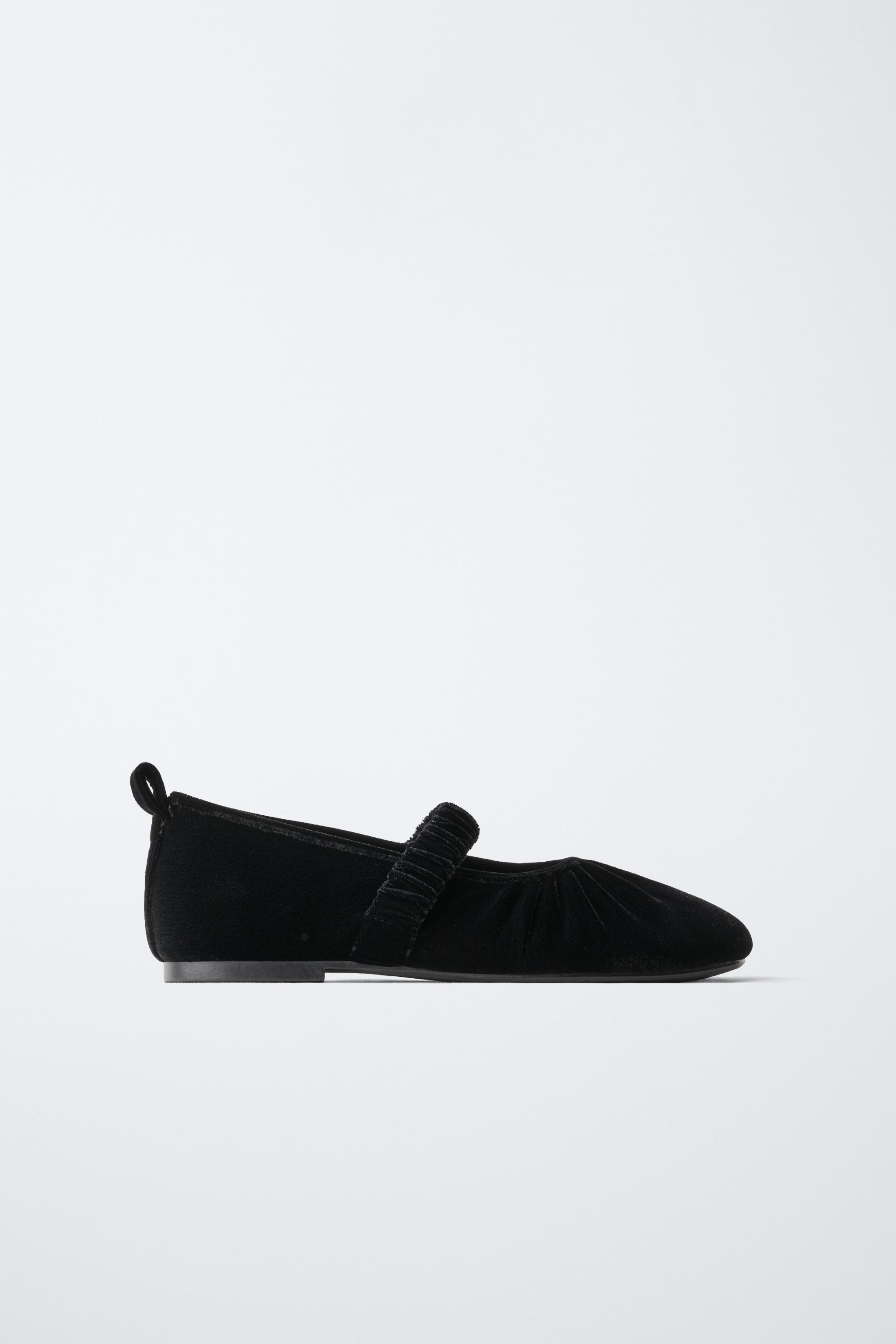 БАРХАТНЫЕ БАЛЕТКИ СО СБОРКАМИ — ZARA