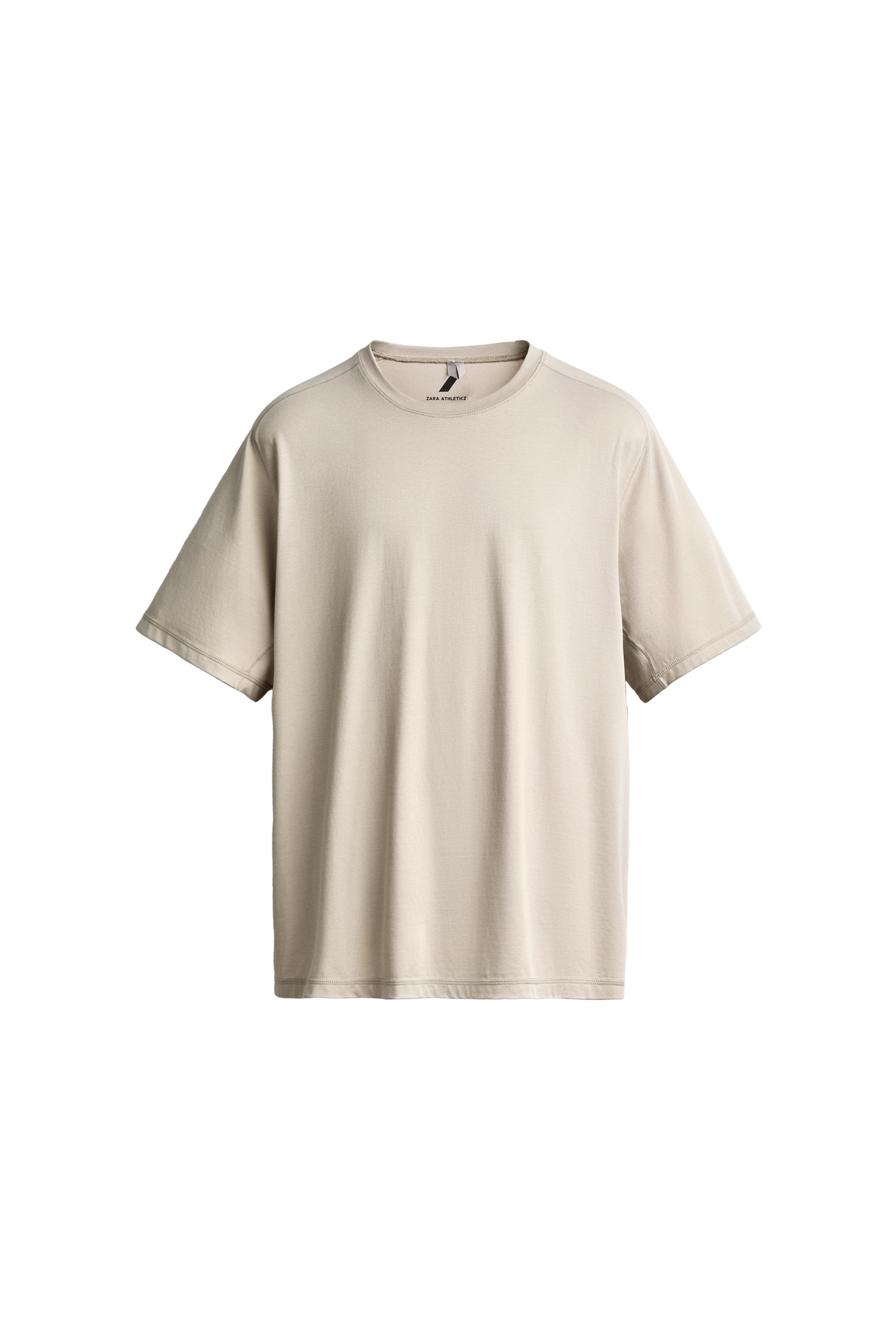 Техническая футболка для тренировок — ZARA