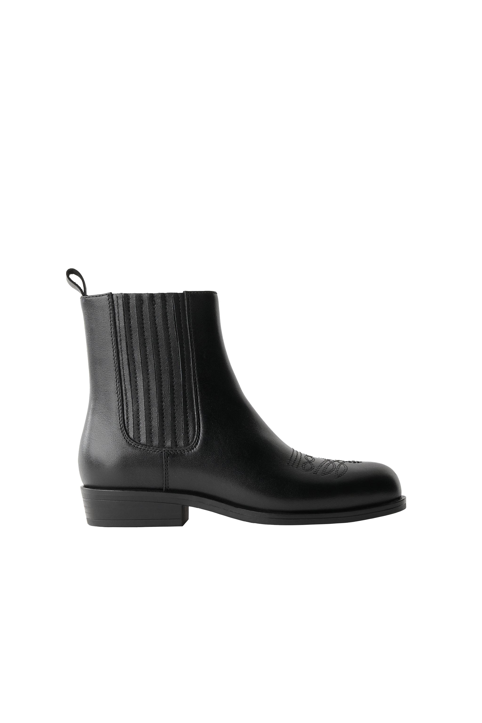 КОЖАНЫЕ БОТИЛЬОНЫ В КОВБОЙСКОМ СТИЛЕ — ZARA