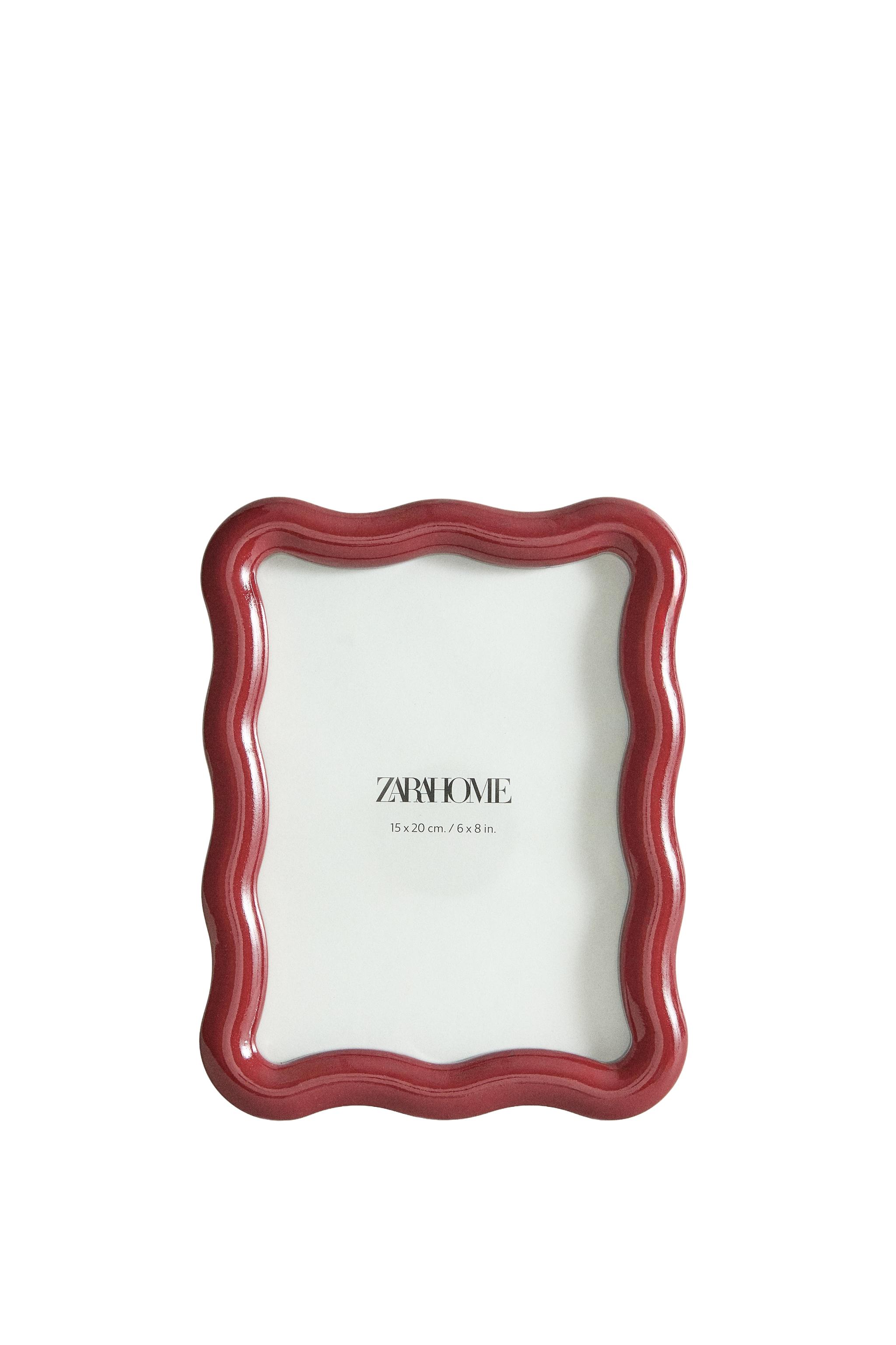 Фоторамка из дерева с волнистыми краями — Zara Home
