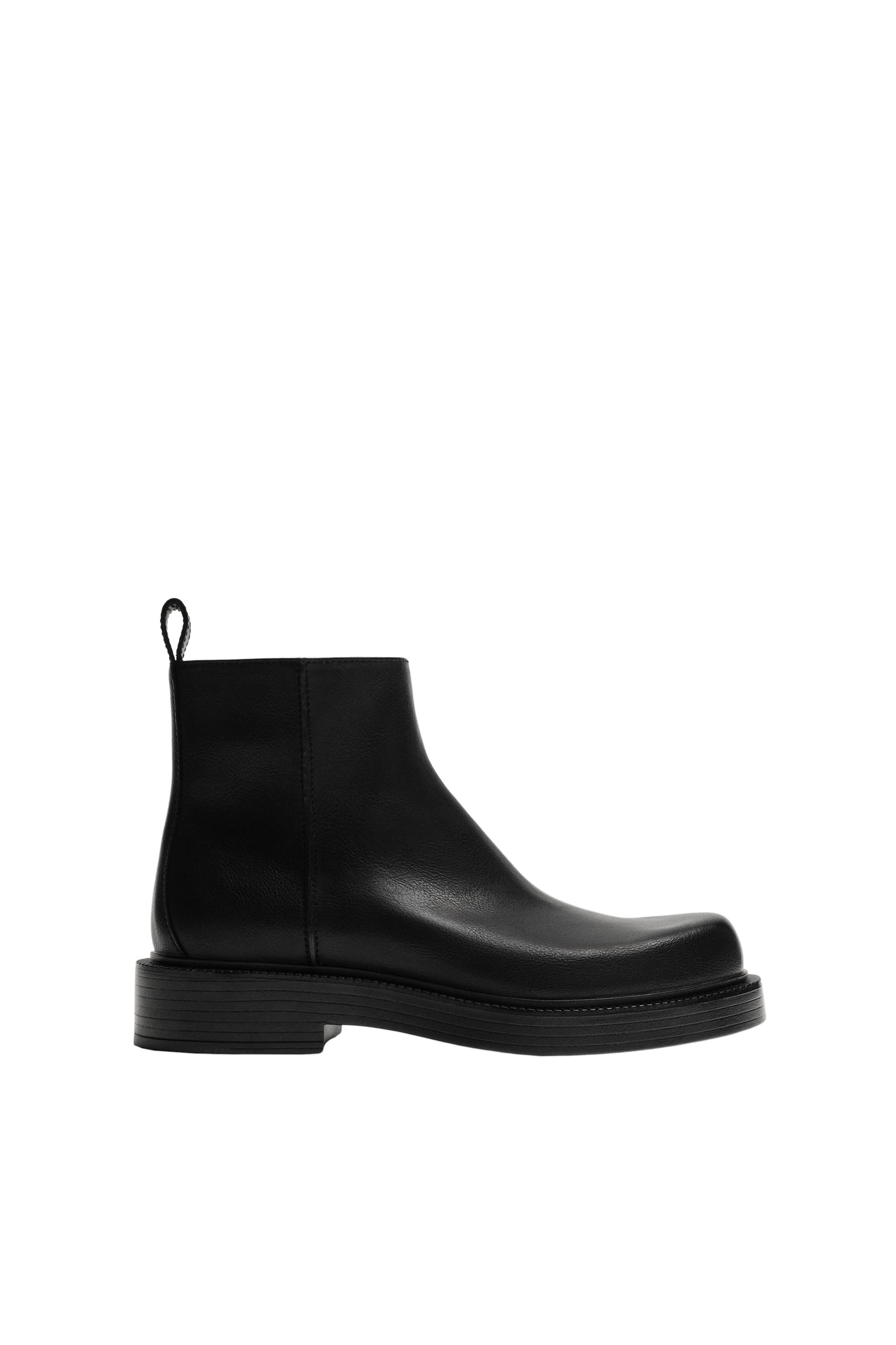 CHUNKY BOOTS — ZARA