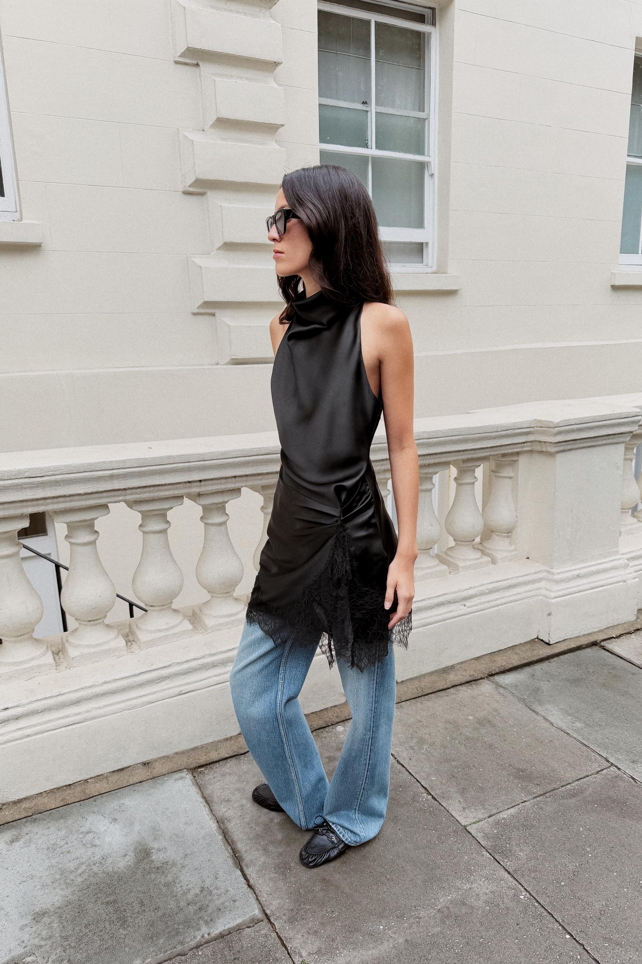 Мини-платье из атласа с кружевной отделкой — ZARA