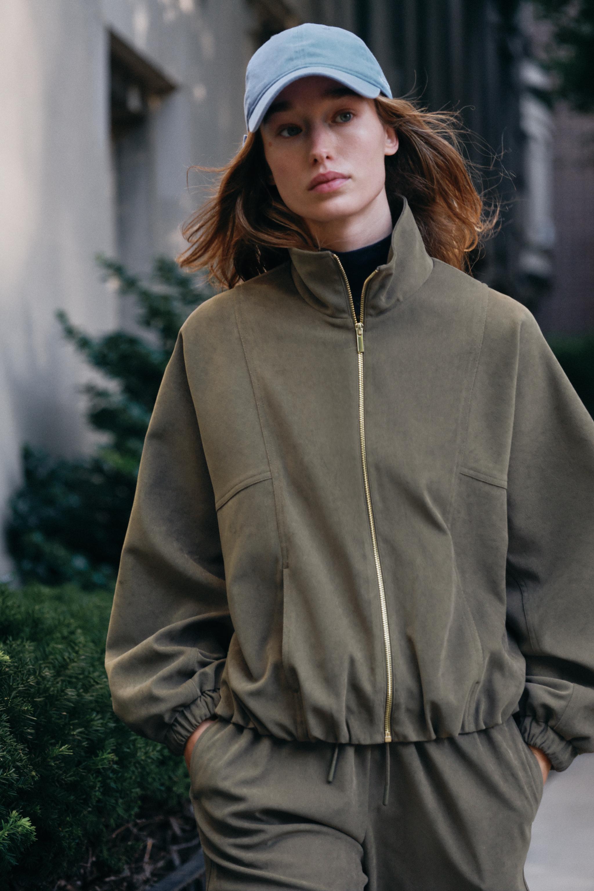 Бомбер с высоким воротником — ZARA