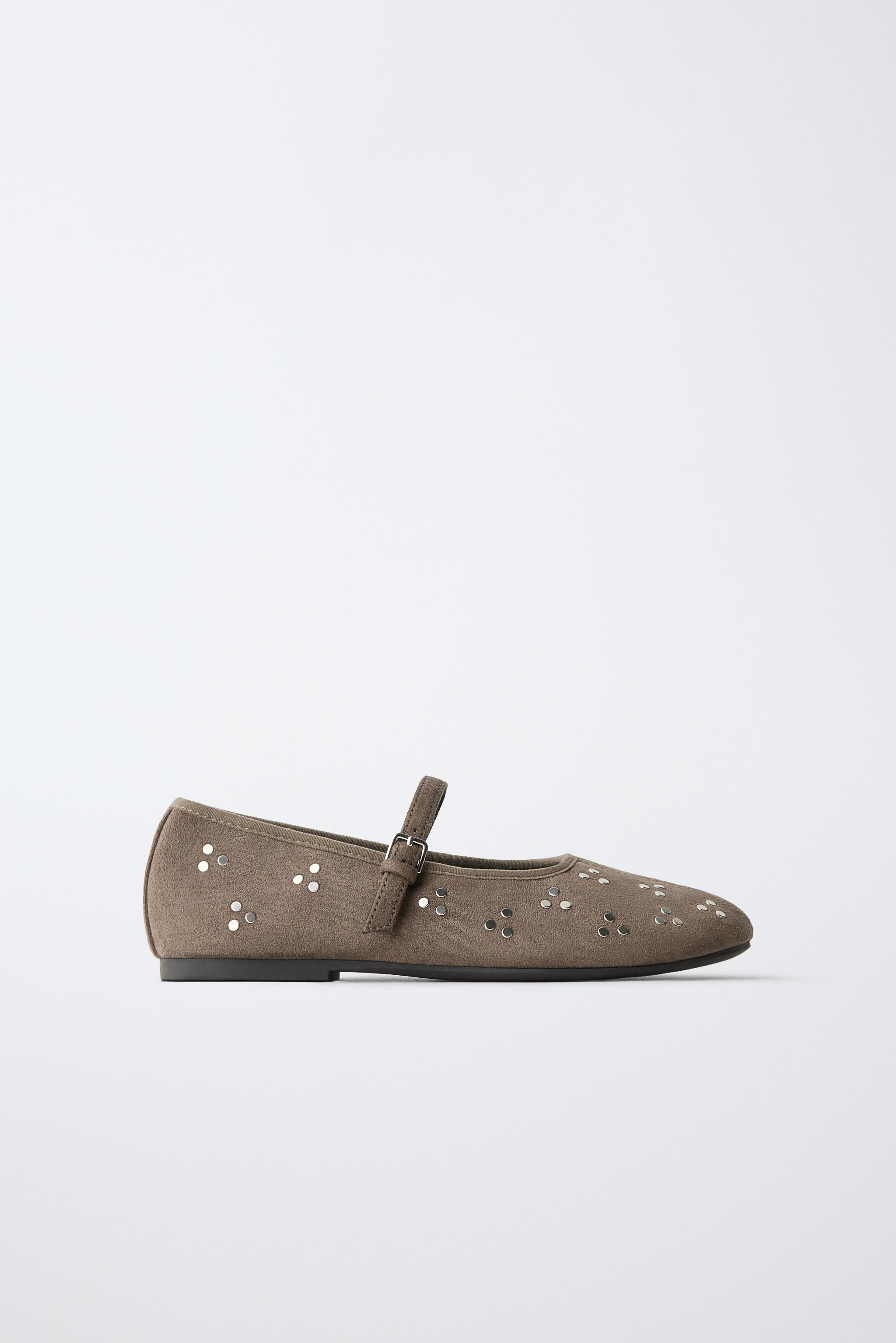 БАЛЕТКИ С ЗАКЛЕПКАМИ — ZARA