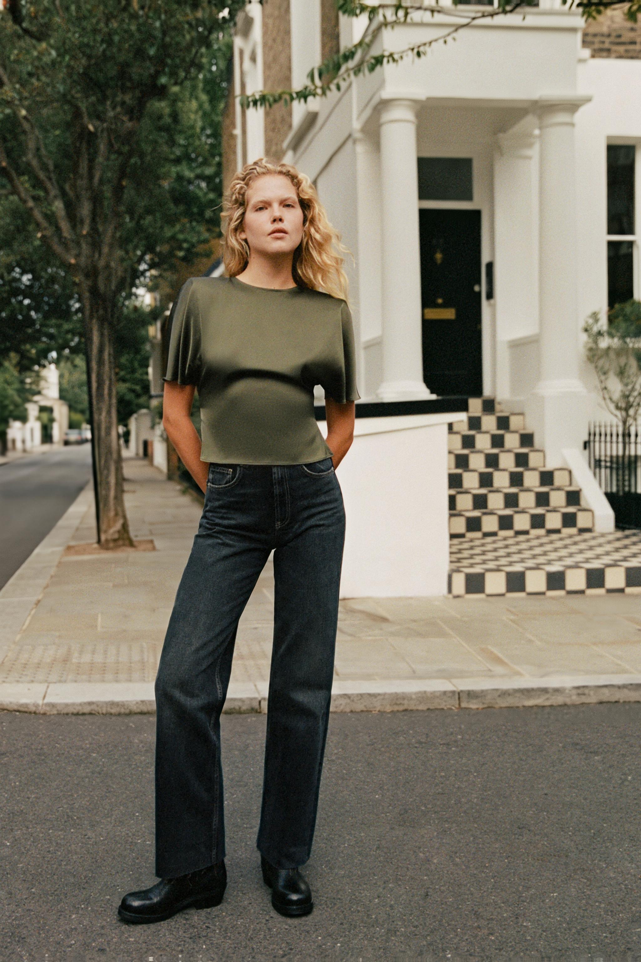Топ из сатина с подплечниками и лямками — ZARA