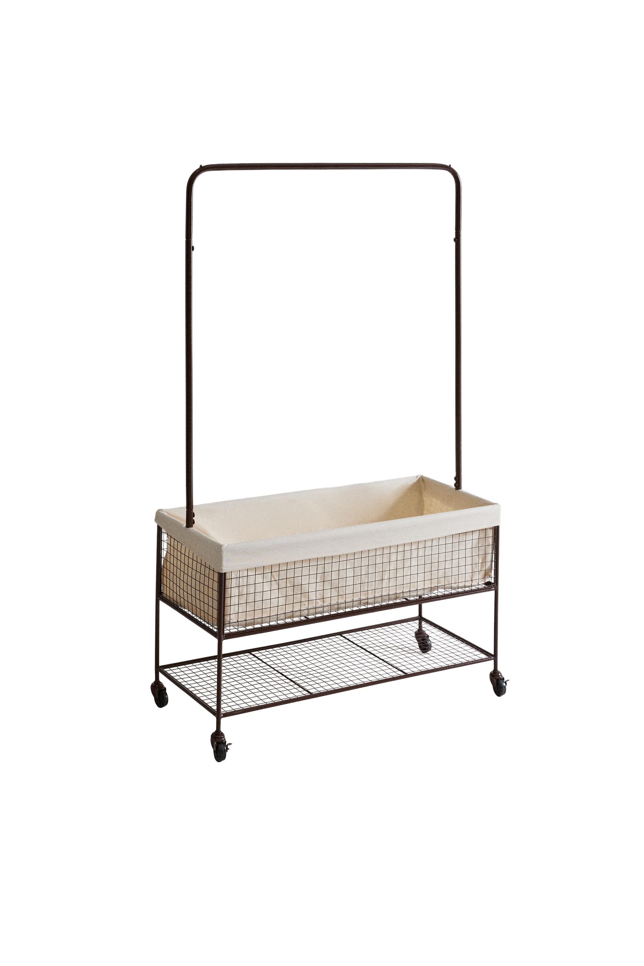 ДЕТСКАЯ ВЕШАЛКА ДЛЯ ОДЕЖДЫ НА КОЛЕСАХ — Zara Home