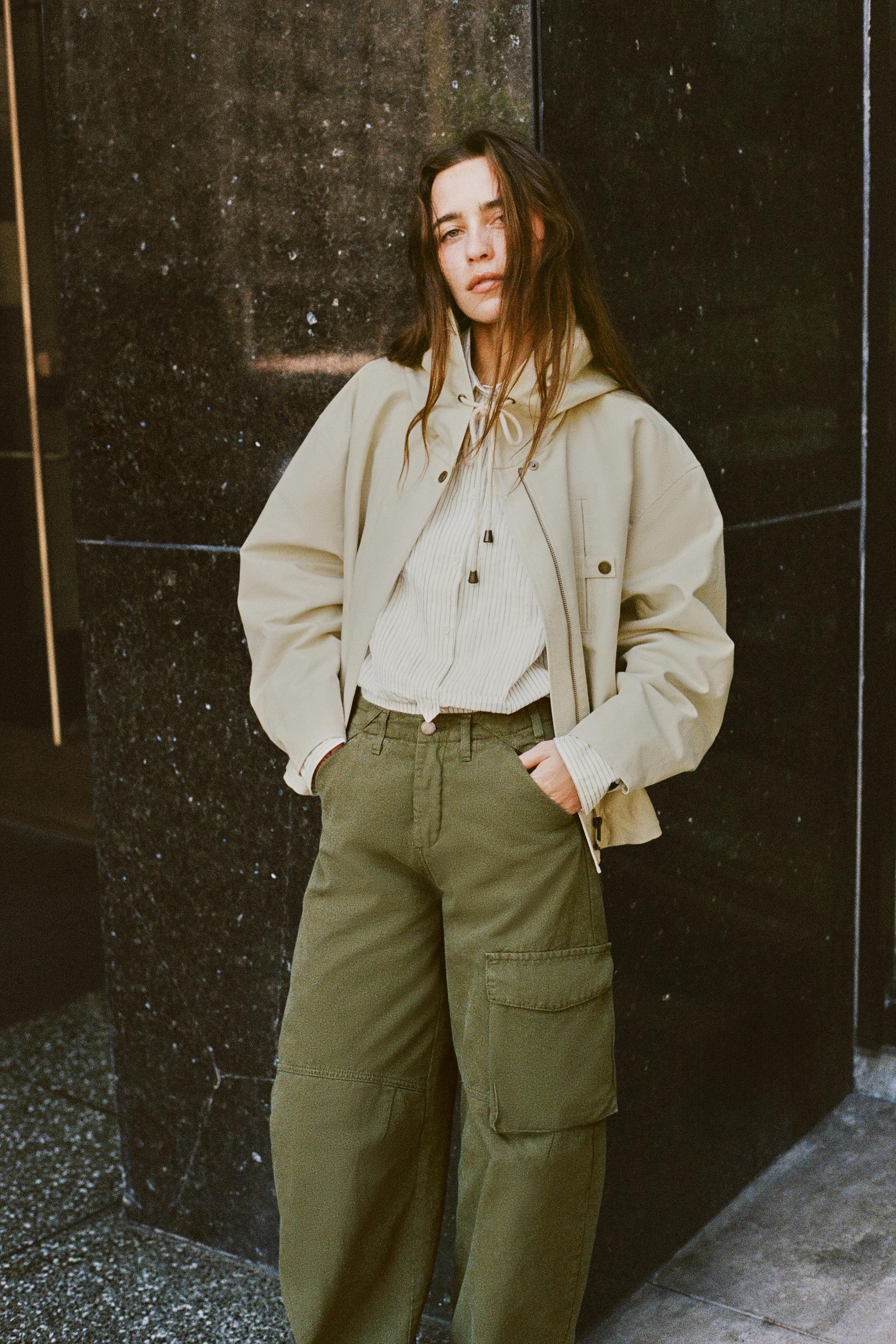 Парка ZW COLLECTION с капюшоном и карманами — ZARA