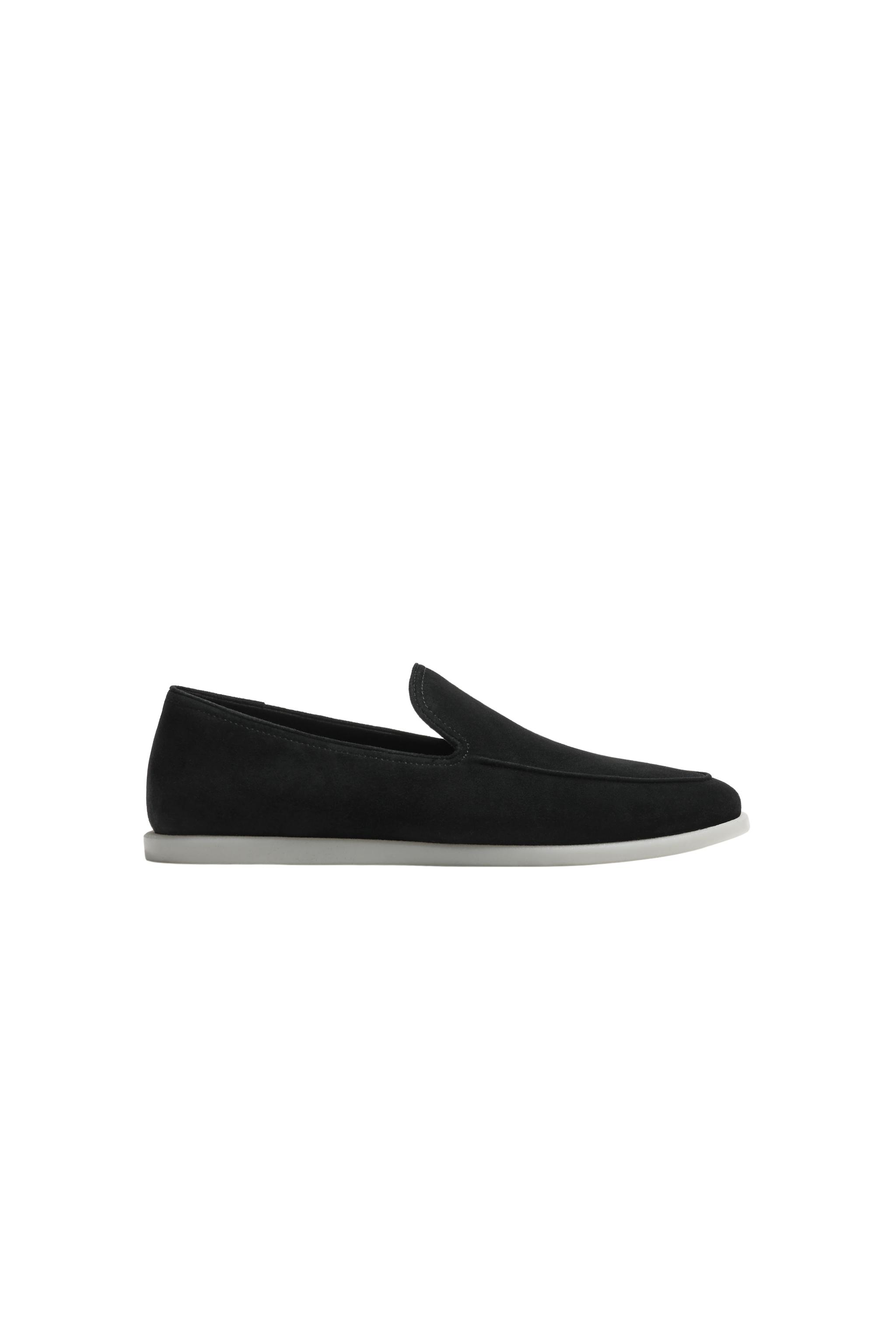 КОЖАНЫЕ ЛОФЕРЫ В ПОВСЕДНЕВНОМ СТИЛЕ — ZARA