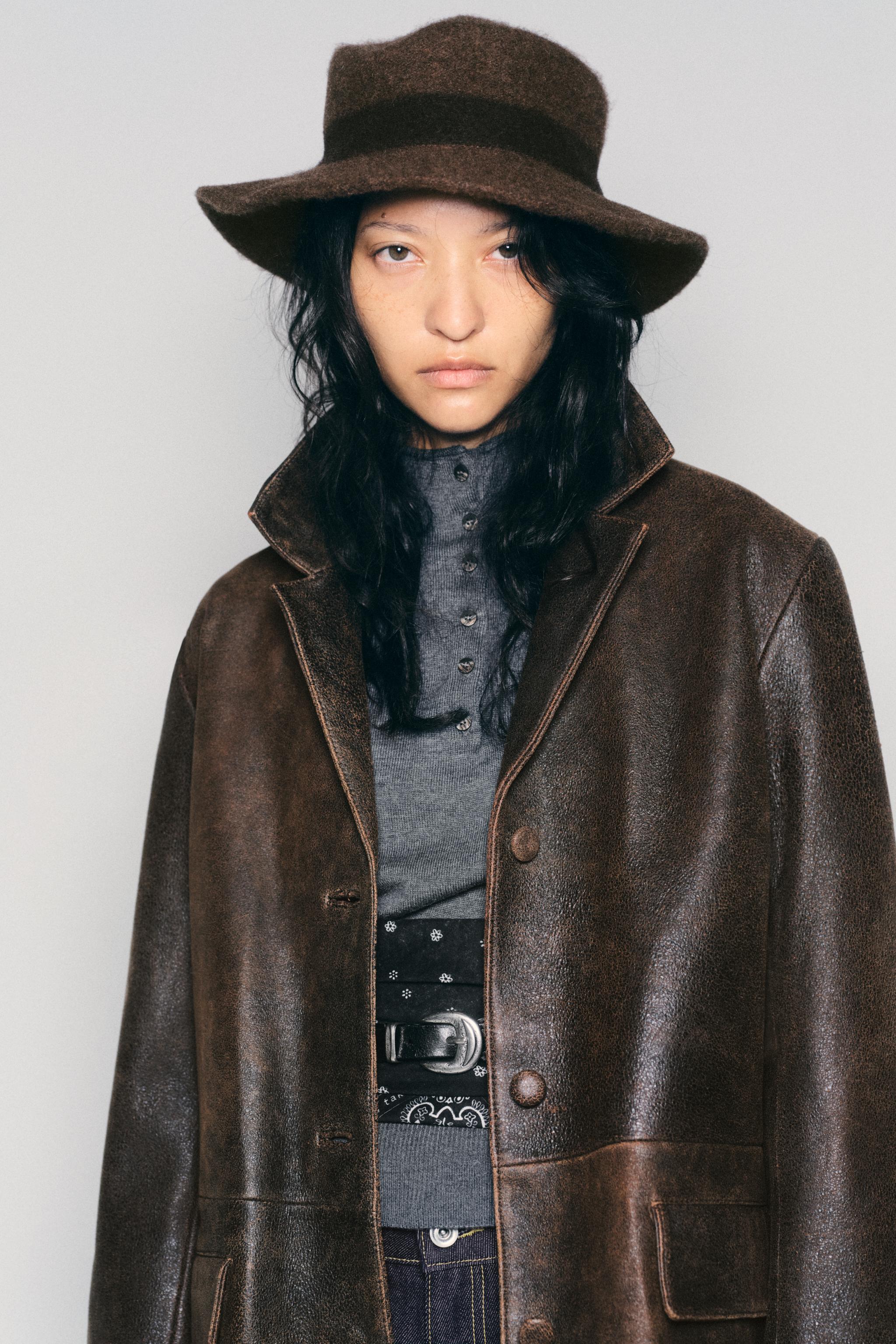 Бини из смесовой шерсти с контрастной отделкой — ZARA