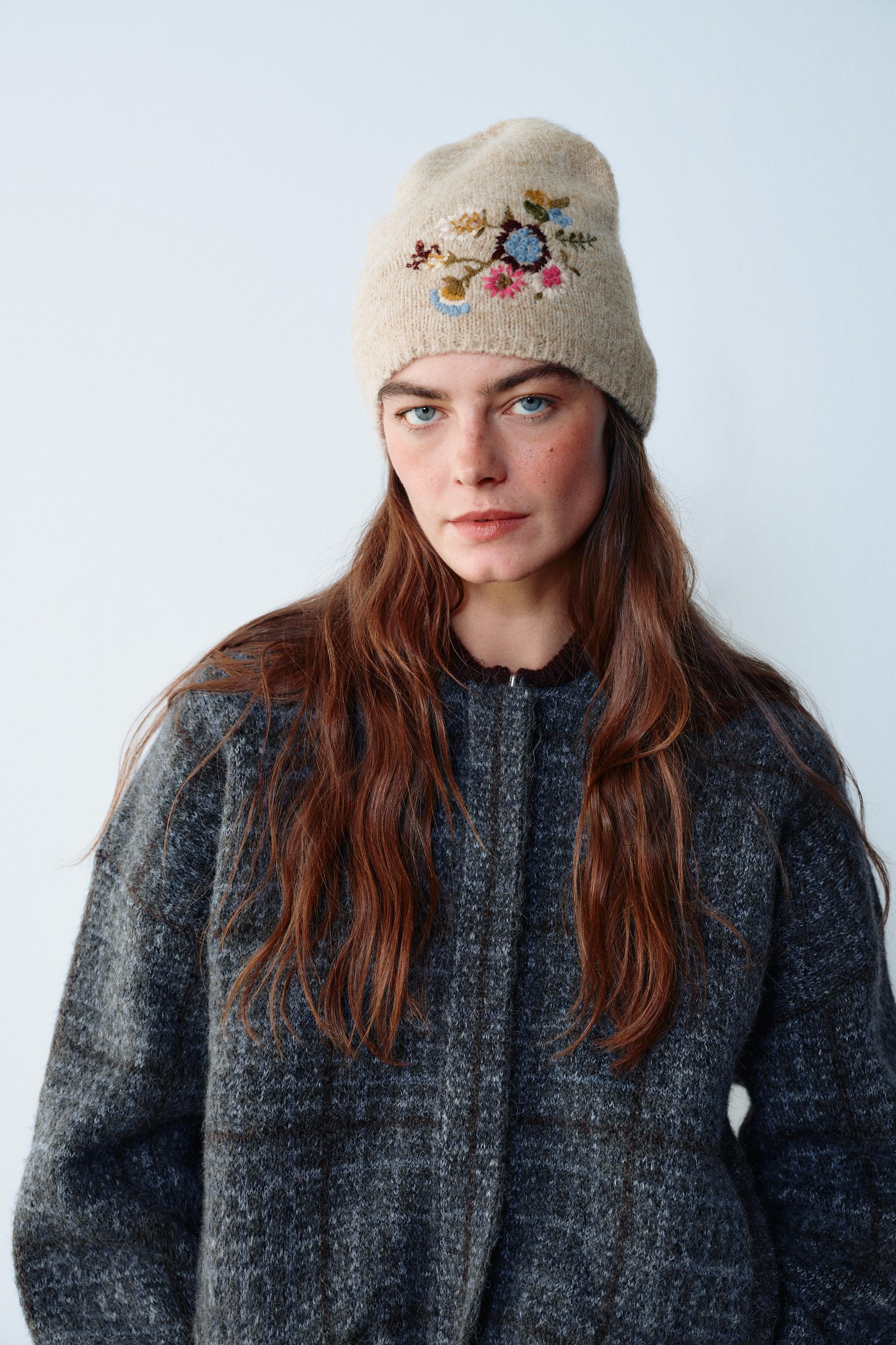 FLORAL EMBROIDERED KNIT HAT — ZARA