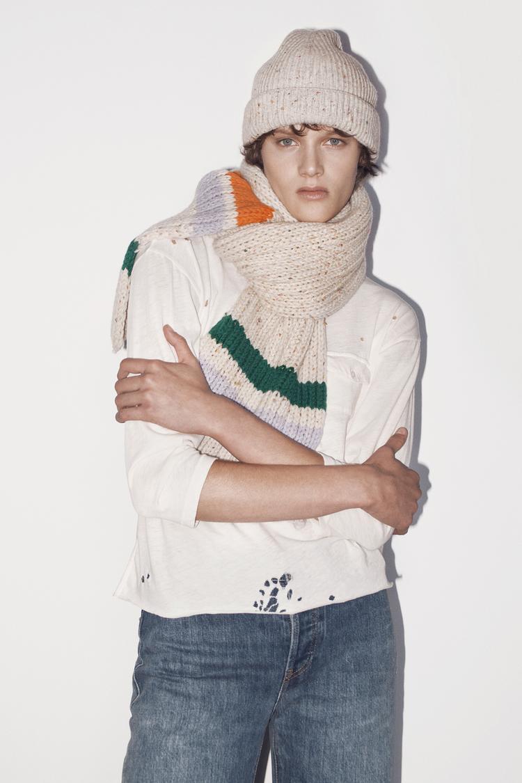 RIPPED T-SHIRT WITH EMBROIDERED POCKET