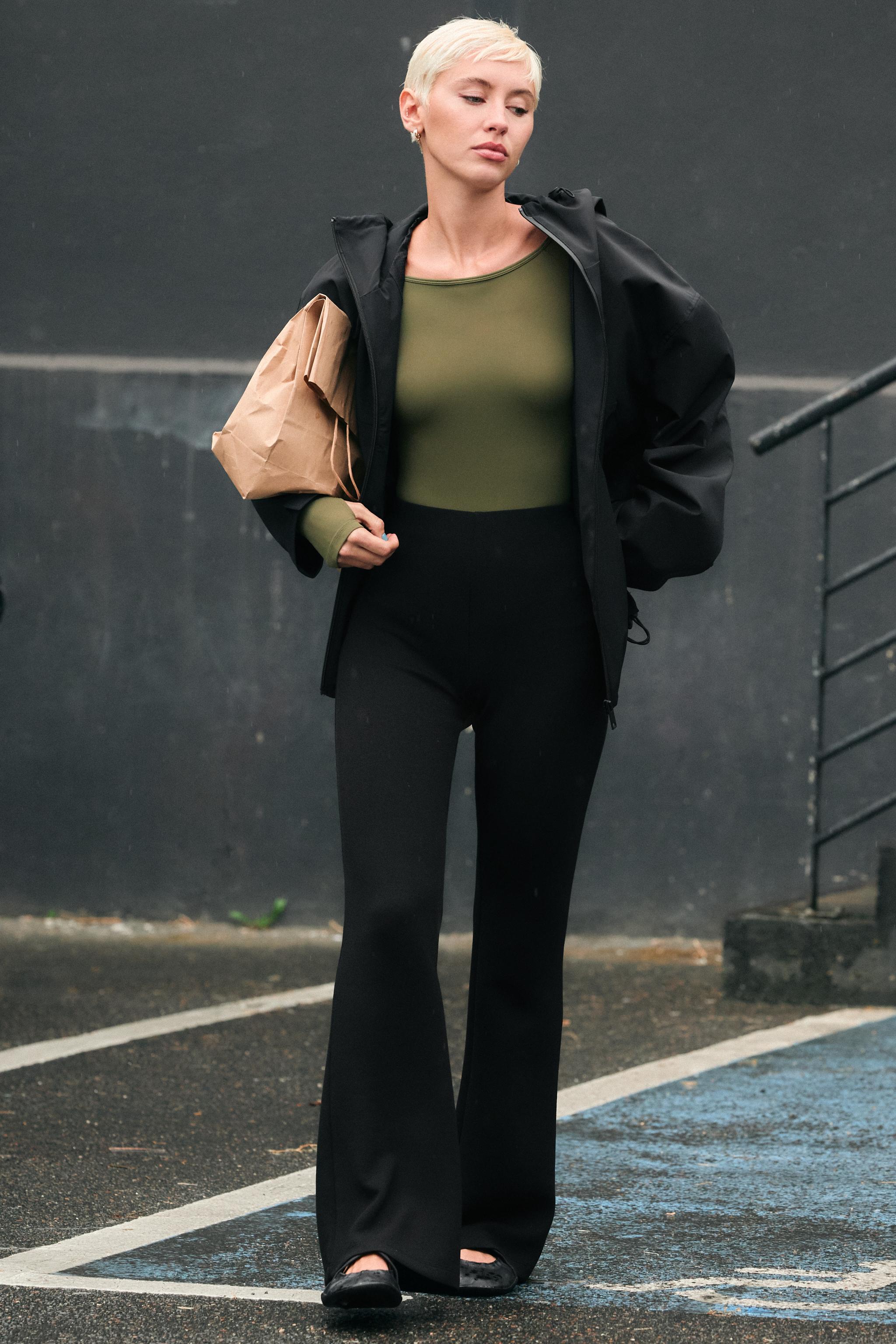 Боди с мягким вырезом лодочкой — ZARA
