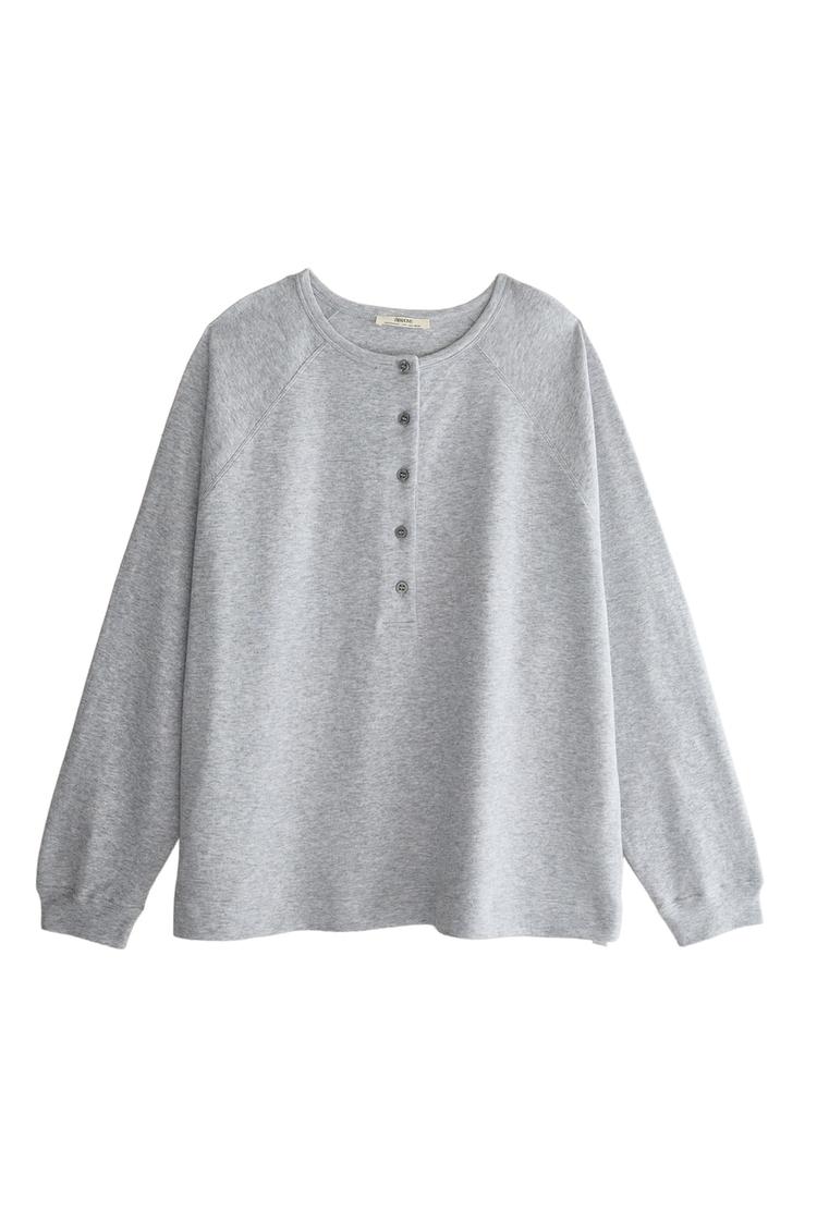 LONG SLEEVE BUTTON T-SHIRT