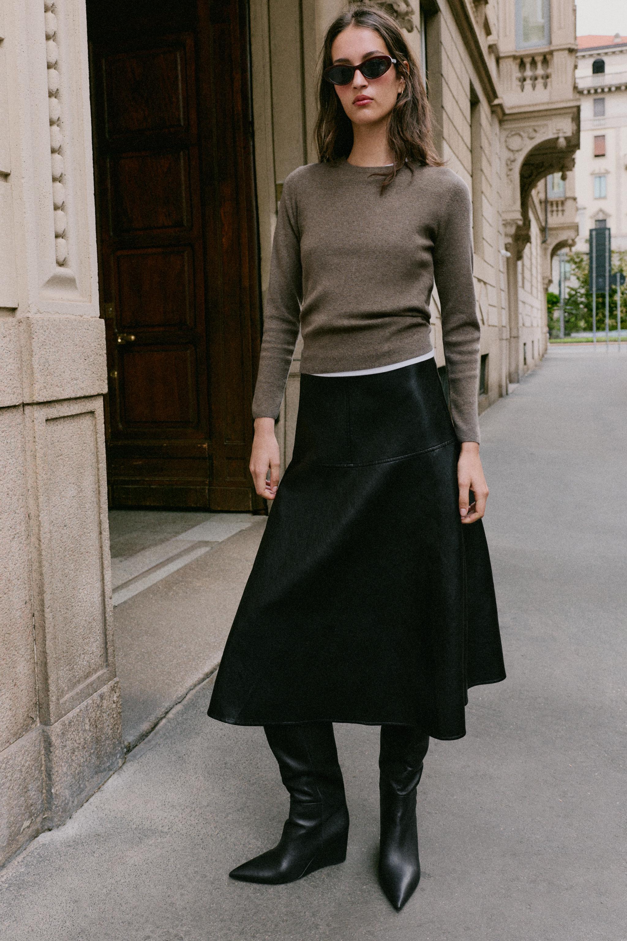 МЯГКИЙ ТРИКОТАЖНЫЙ СВИТЕР — ZARA