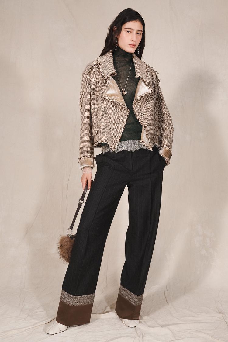 LIMITED EDITION METALLIC THREAD TOP