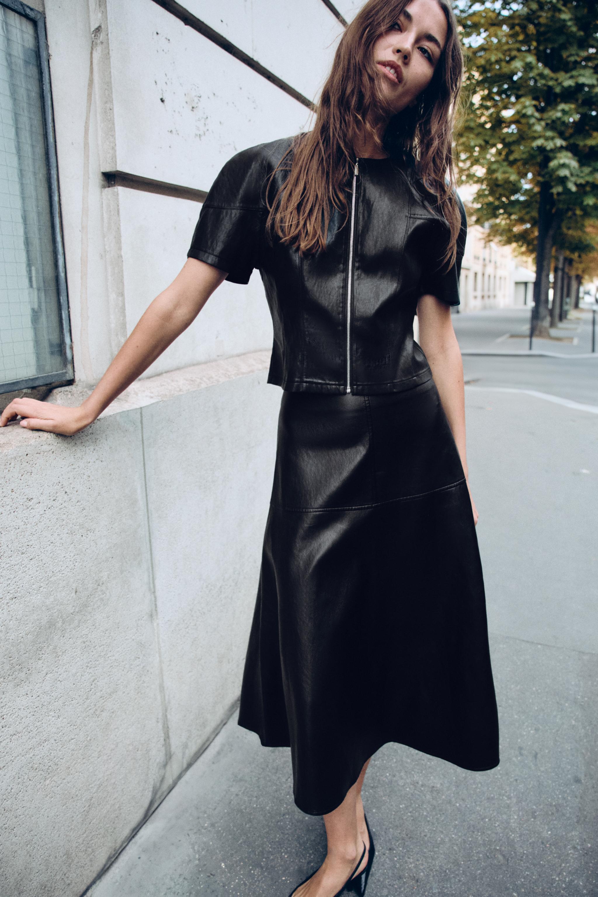 Миди-юбка из кожи с эффектом наслоения — ZARA