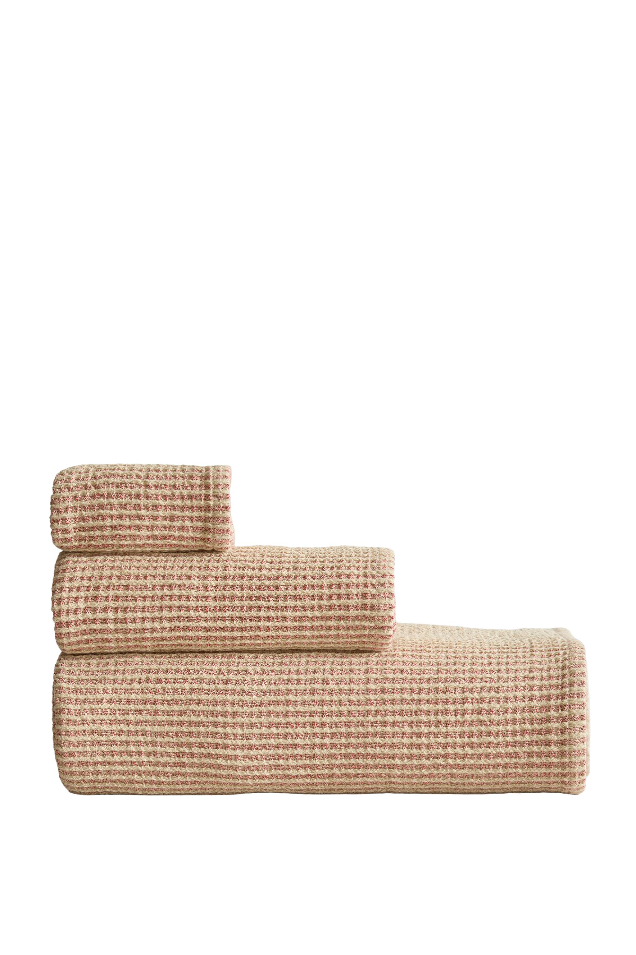 ЦВЕТНОЕ БАФФЛЕВОЕ ПОЛОТЕНЦЕ — Zara Home