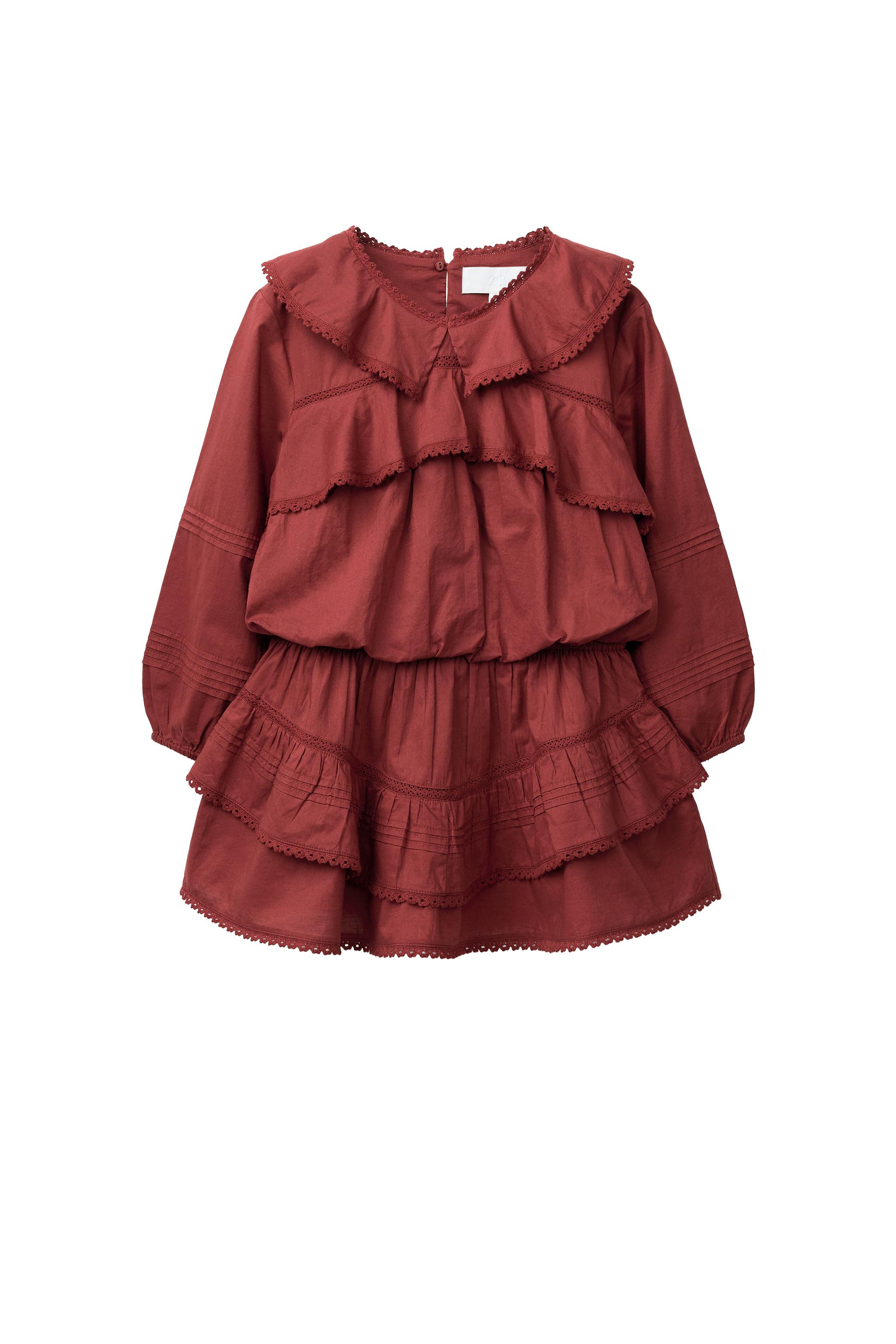 Платье с рюшами — ZARA