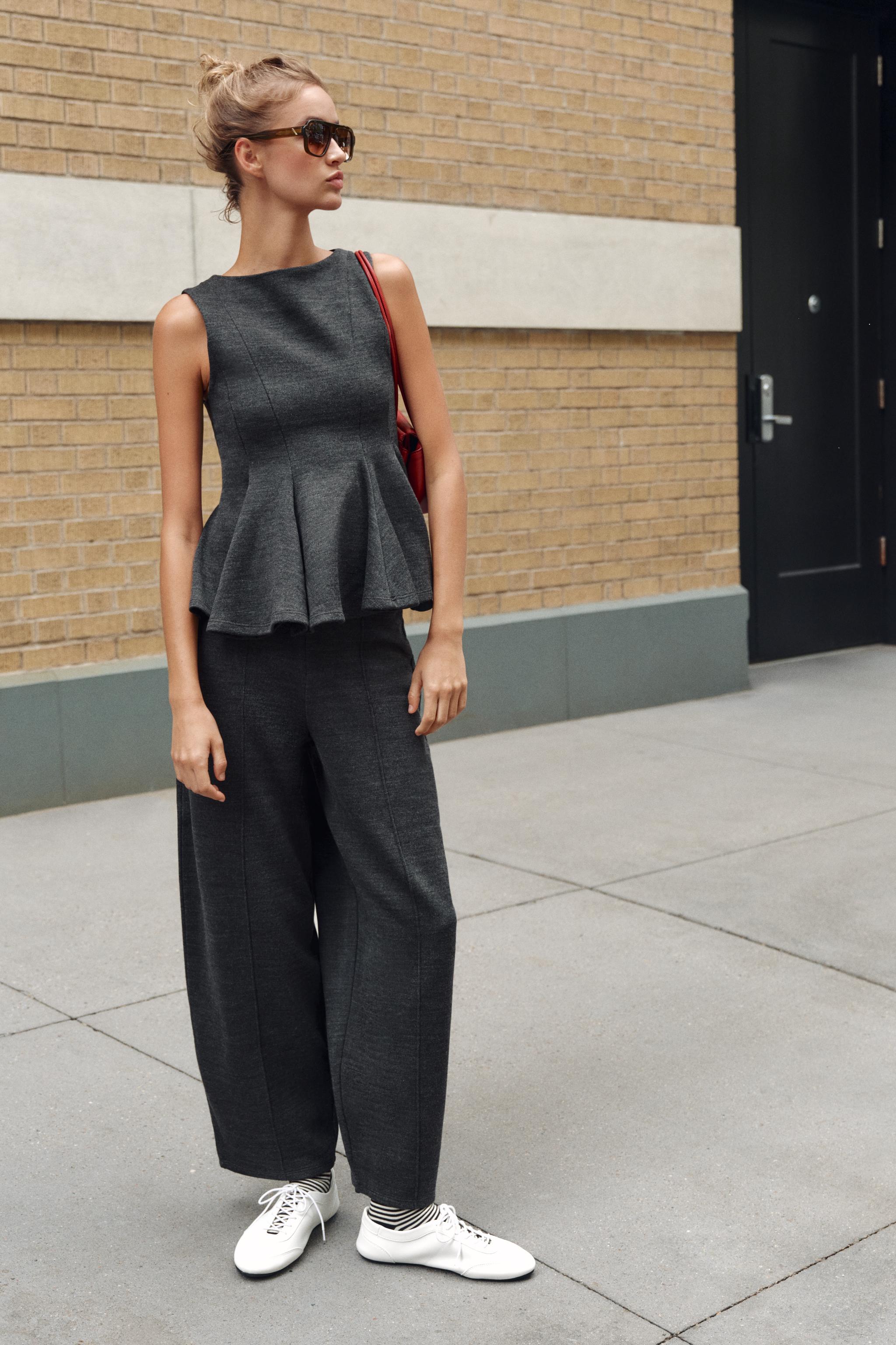 Брюки силуэта "бочонок" из мягкой ткани — ZARA