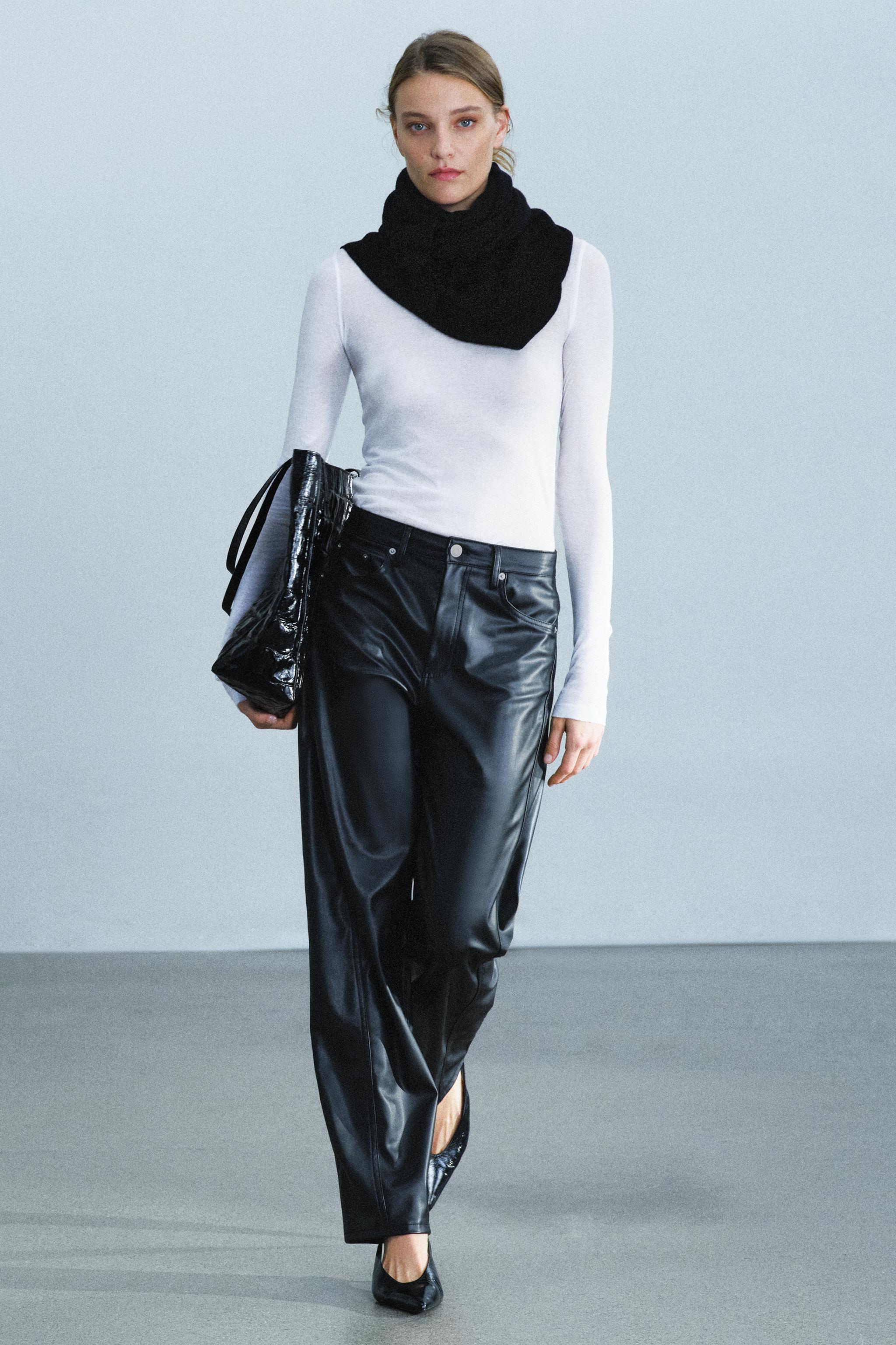 Брюки ZW COLLECTION свободного кроя длиной до щиколотки с эффектом кожи — ZARA
