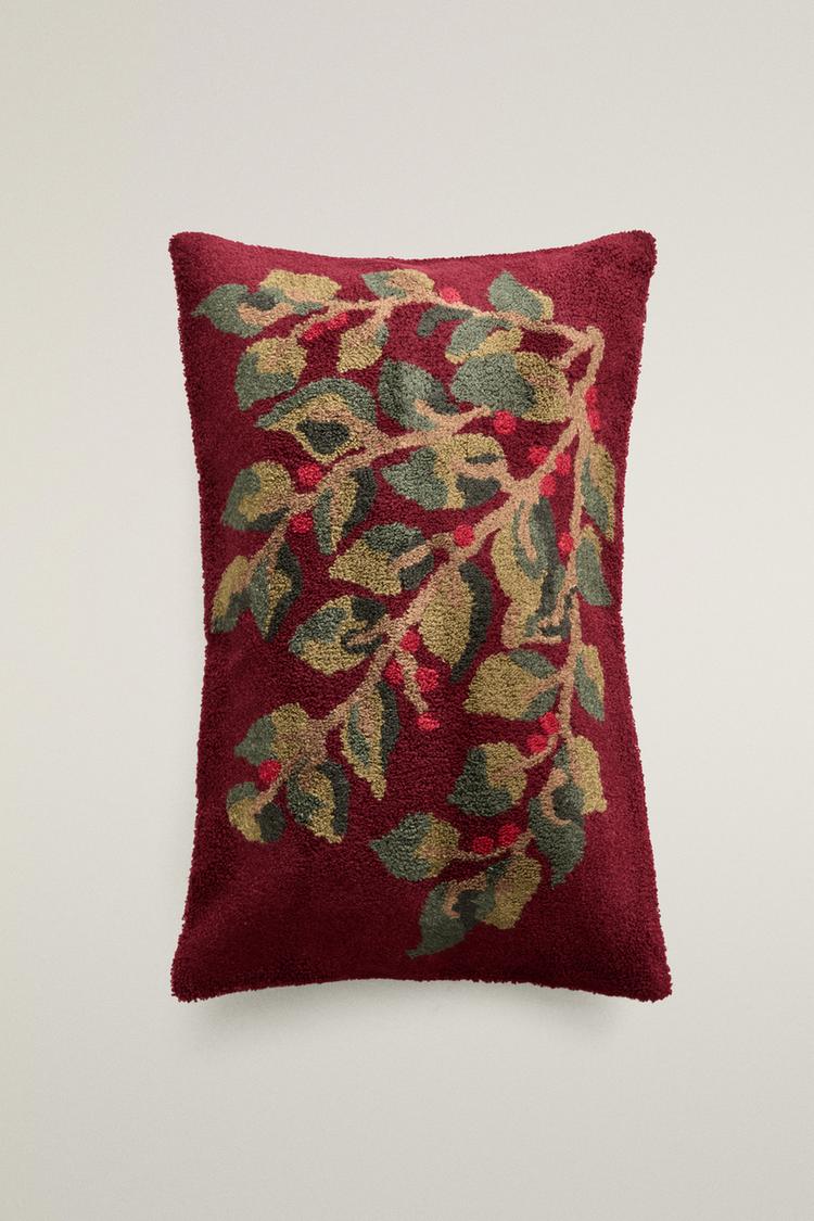 CHRISTMAS HOLLY TUFTED CUSHION COVER