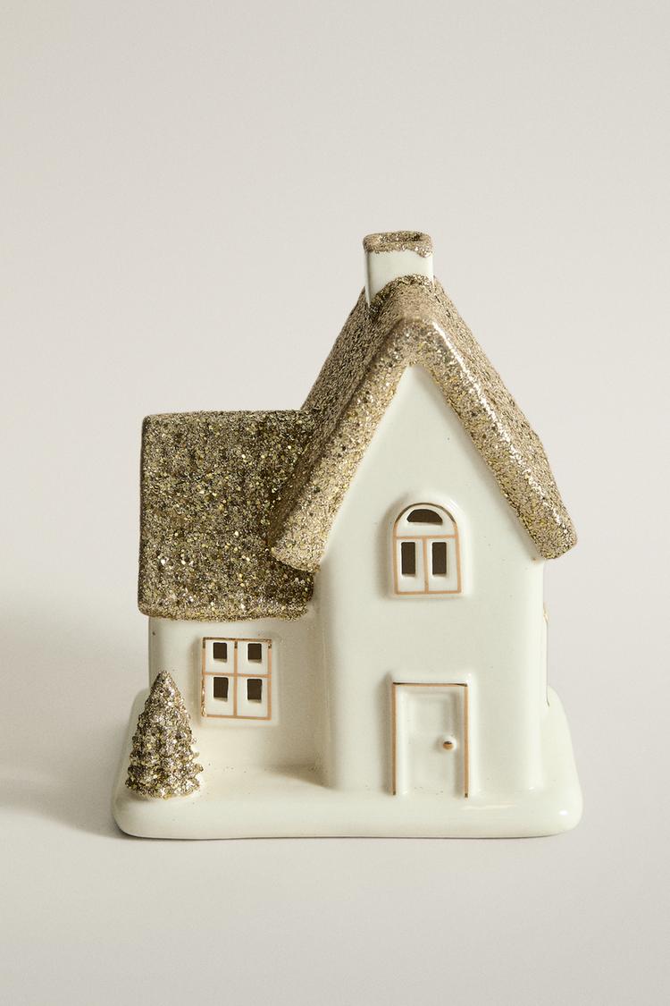 CERAMIC CHRISTMAS HOUSE WITH TREE ORNAMENT