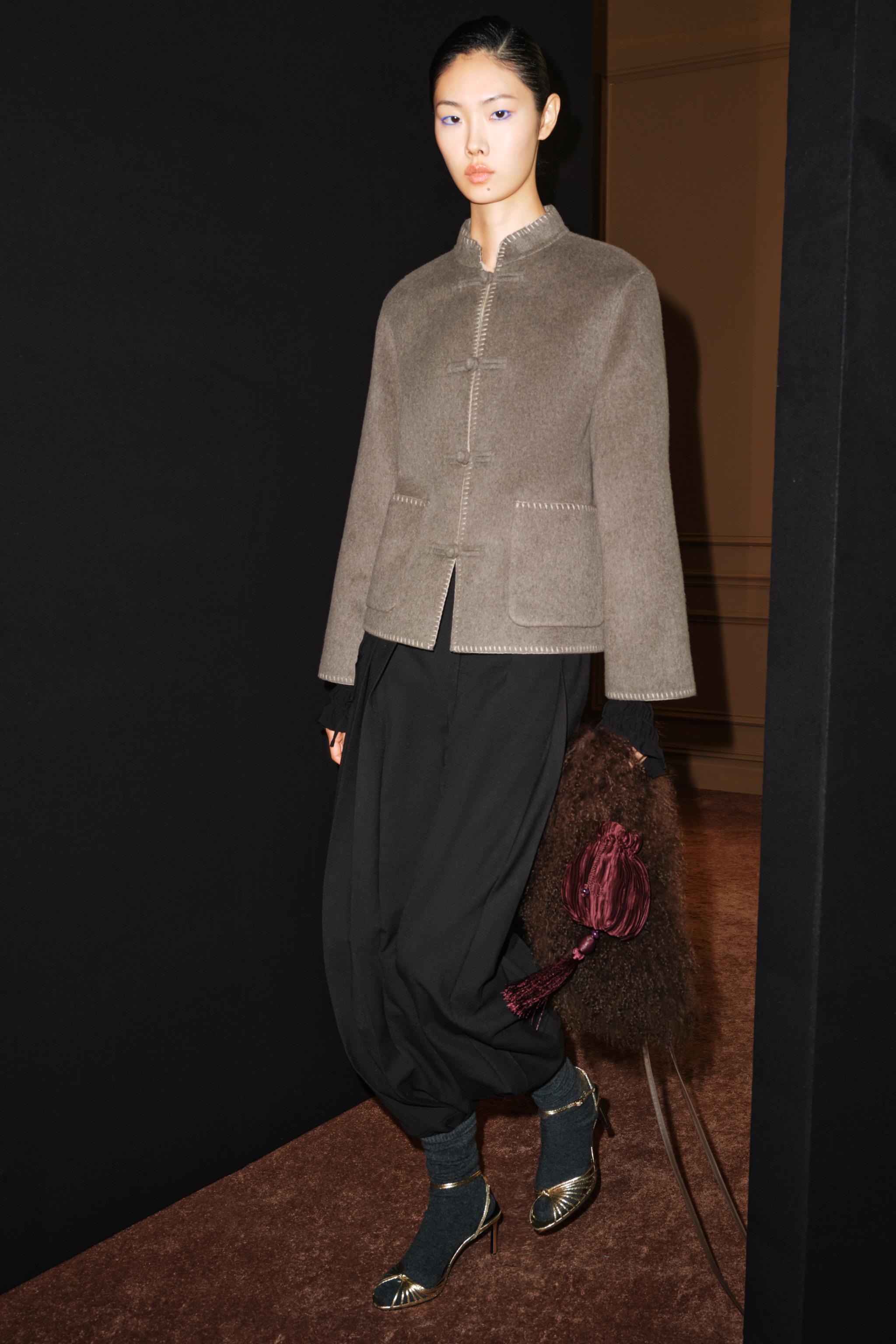 КУРТКА ИЗ ШЕРСТИ С ПУГОВИЦАМИ-КЛЕВАНТ ZW COLLECTION — ZARA
