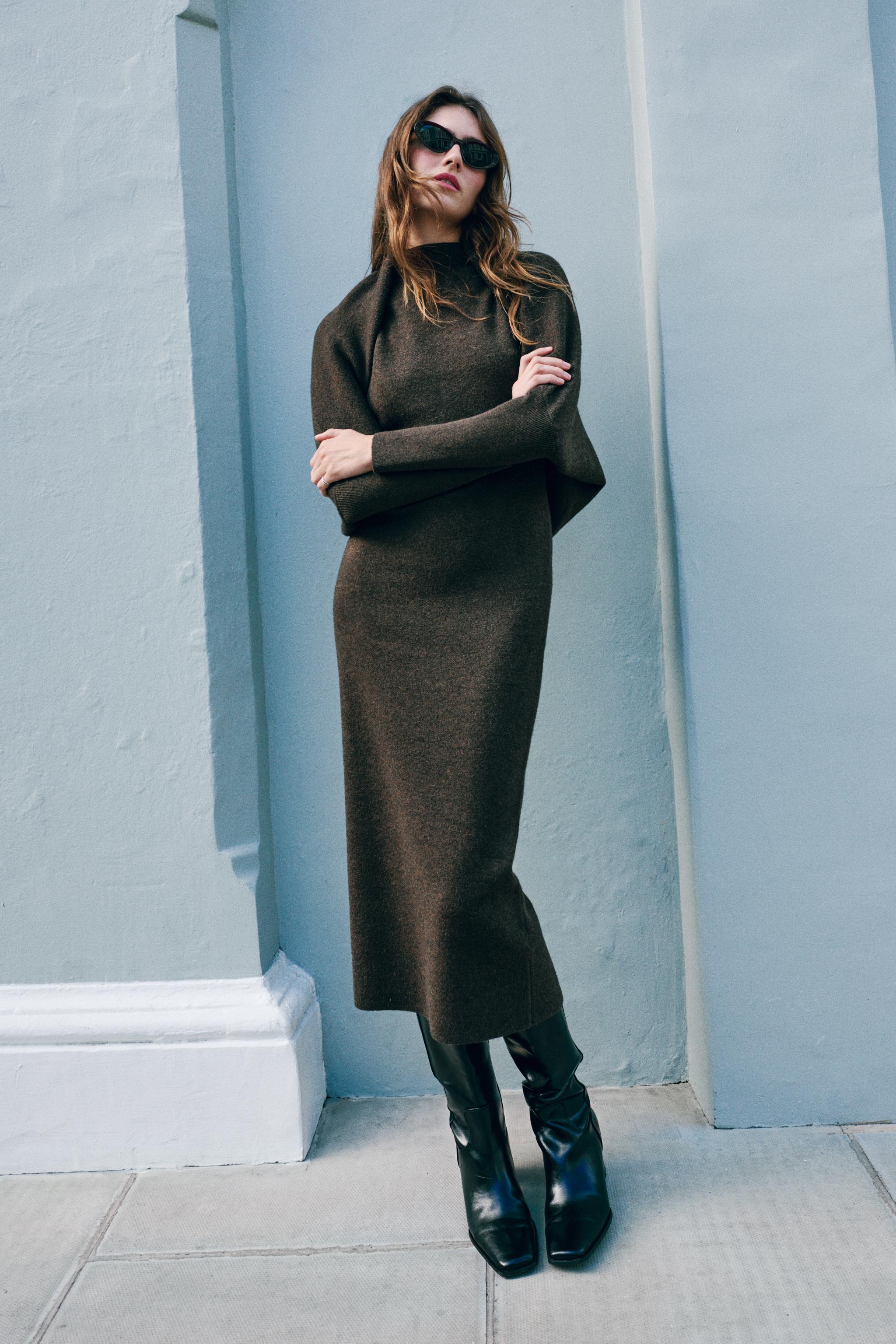 ЖАКЕТ БЕЗ ЗАСТЕЖЕК С МАНЖЕТАМИ — ZARA