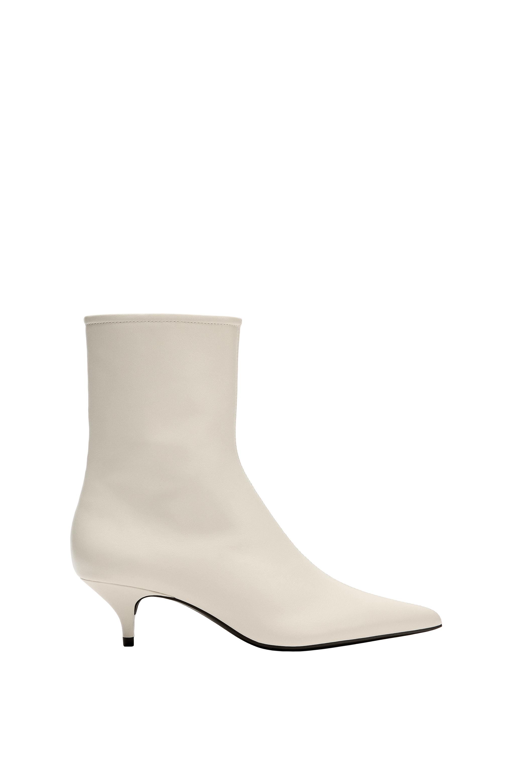Кожаные ботинки на низком каблуке — ZARA