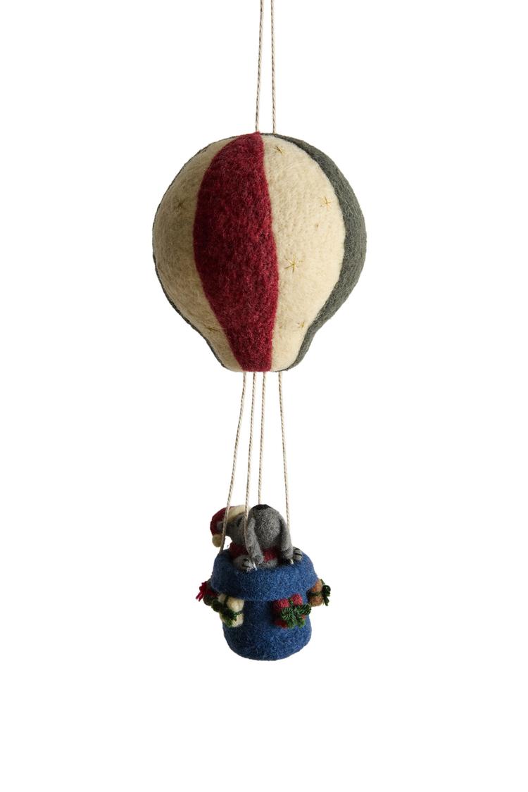 Hot air balloon Christmas tree decoration