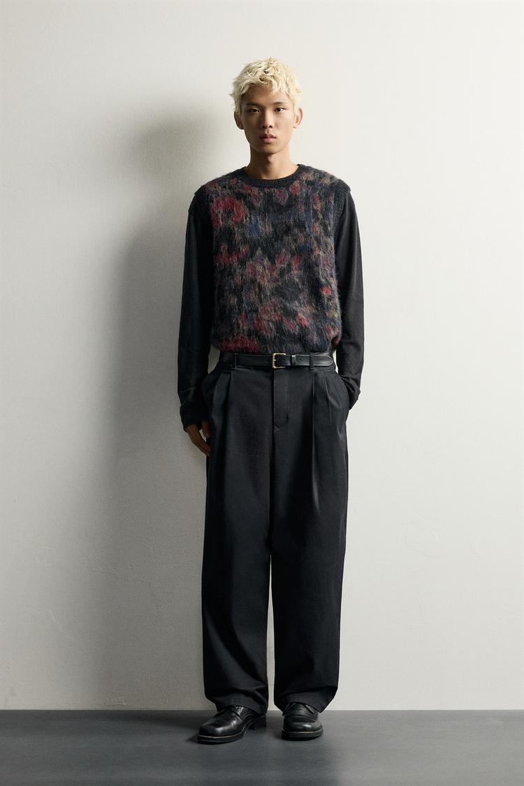 ЖИЛЕТ ИЗ ТРИКОТАЖА JACQUARD С НАЧЕСОМ