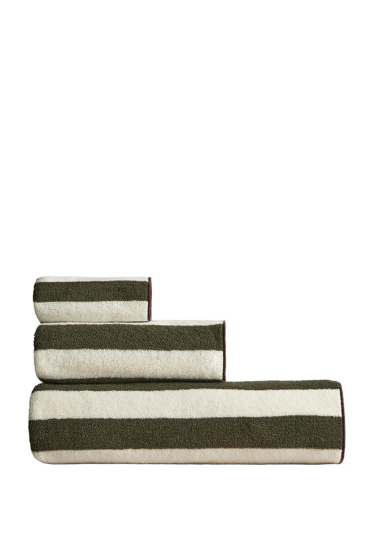 Striped Cotton Bath Towel With Overlock