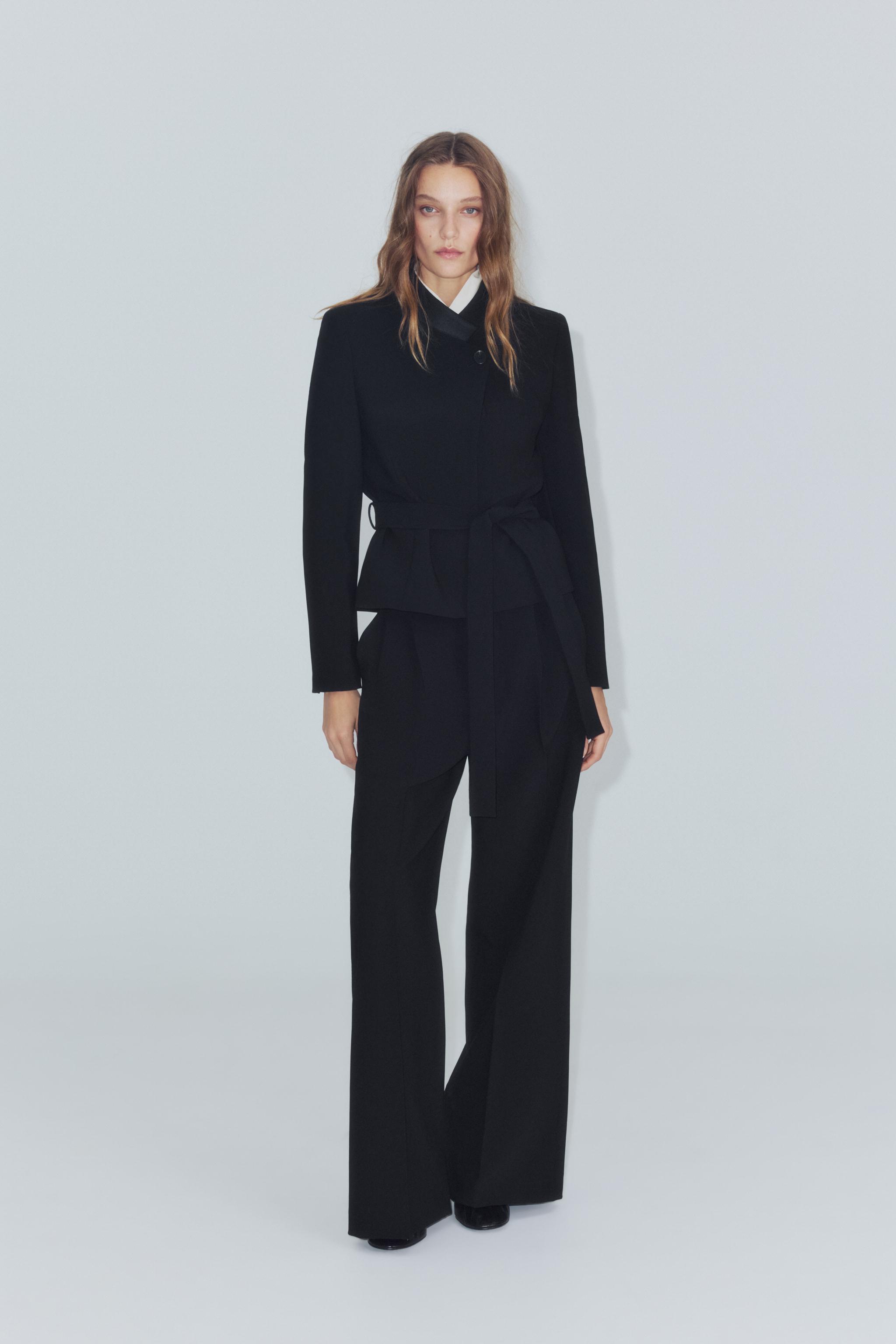 БЛЕЙЗЕР В ПОЛОСКУ С КОМБИНИРОВАННЫМ ВОРОТНИКОМ И ПОЯСОМ — ZW COLLECTION — ZARA