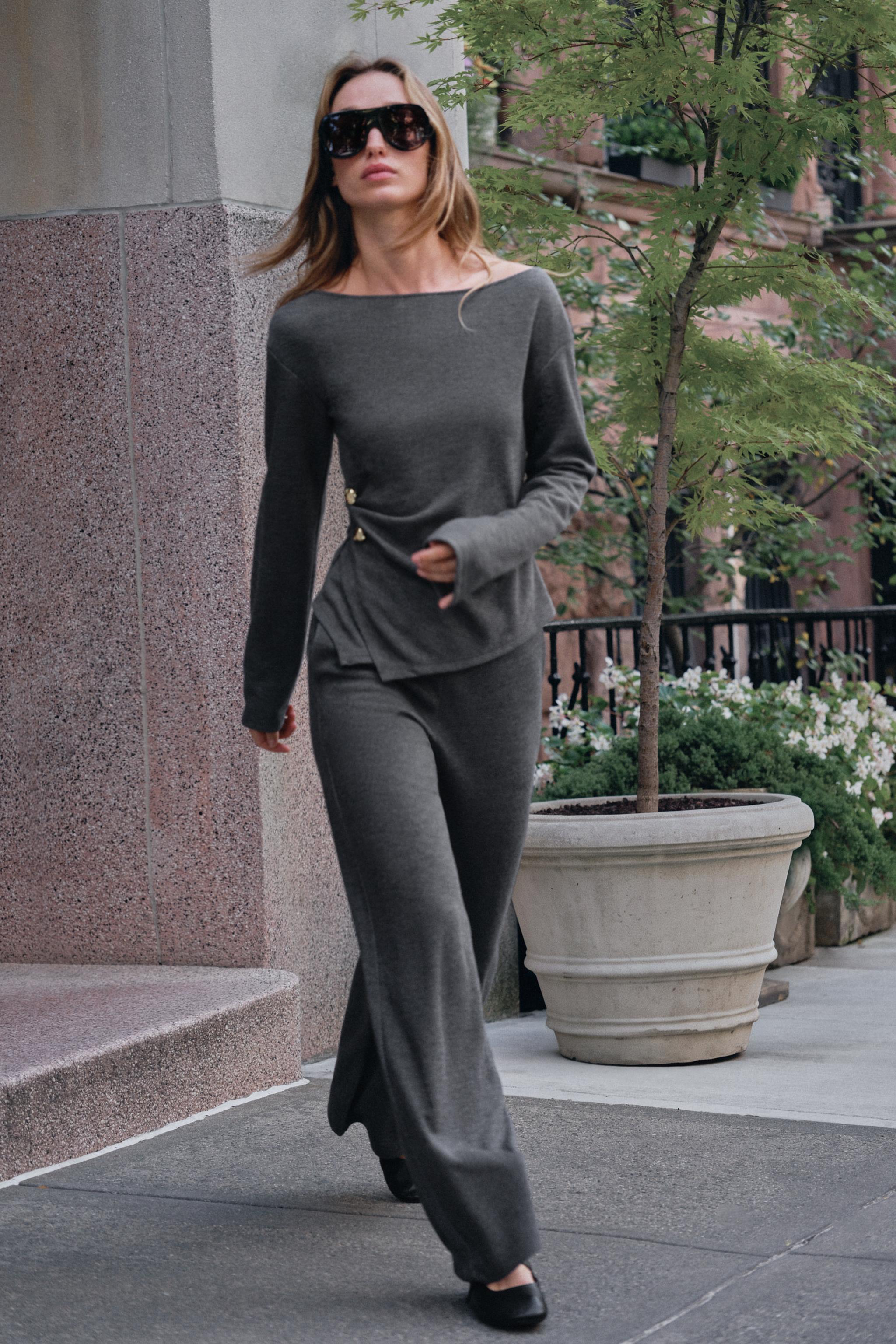 SOFT BROOCH TOP — ZARA