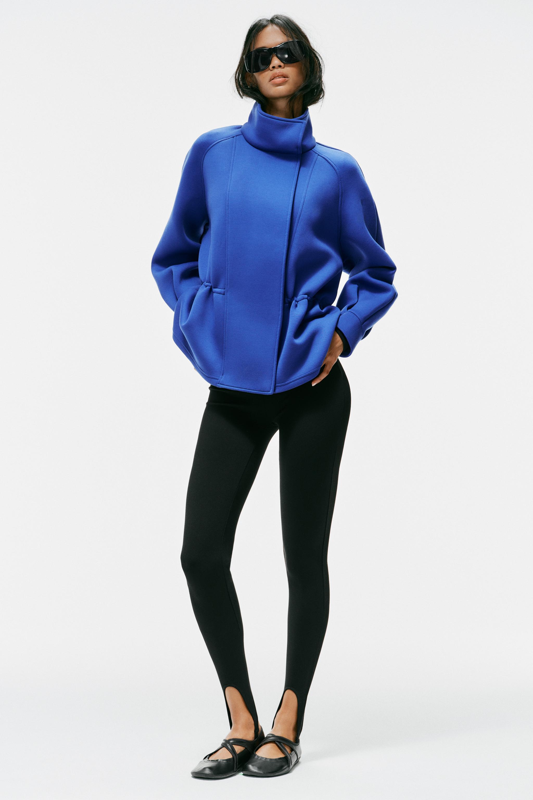 Куртка из технологичной ткани со сборками — ZARA