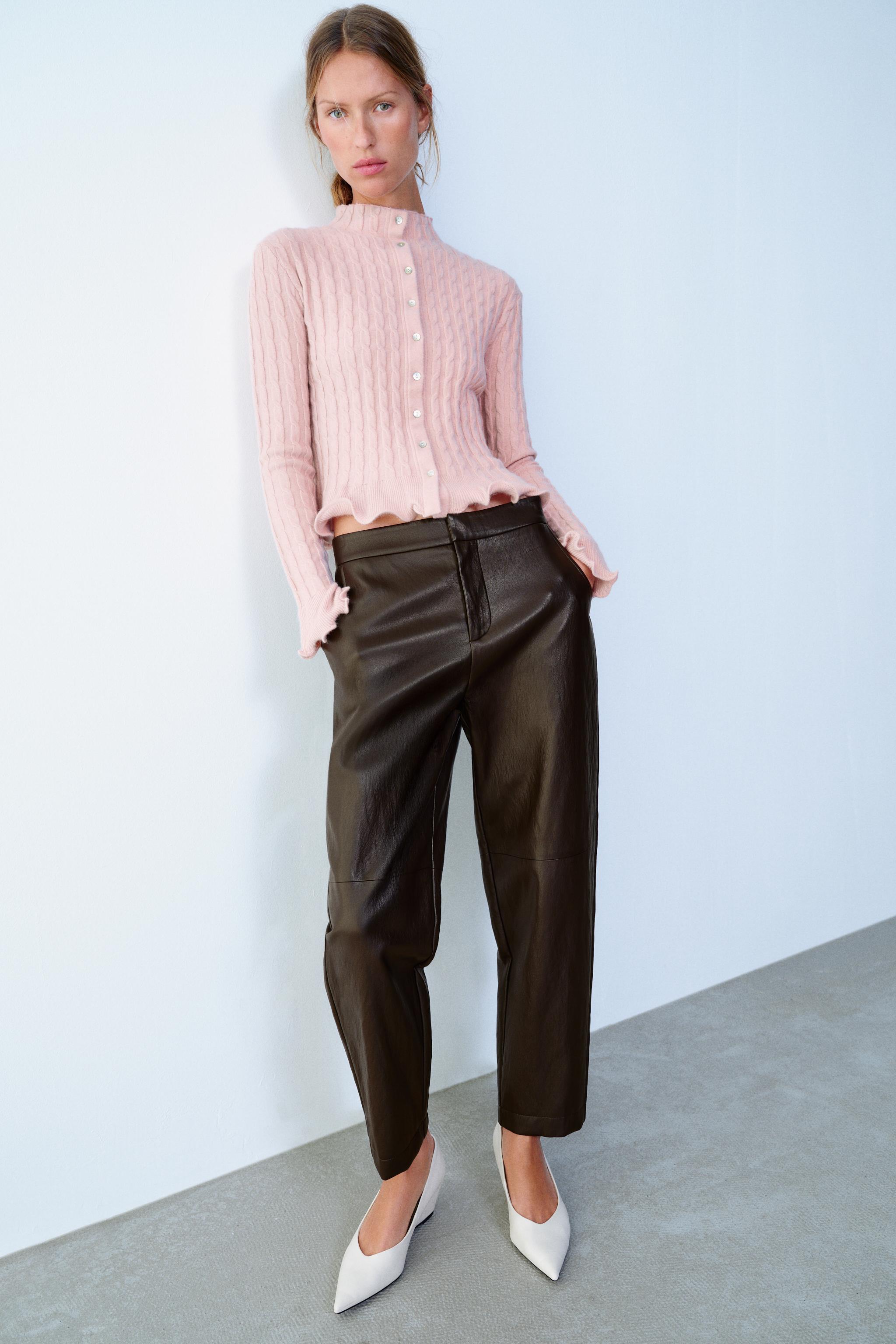 ЗАУЖЕННЫЕ БРЮКИ ИЗ ИСКУССТВЕННОЙ КОЖИ — ZARA