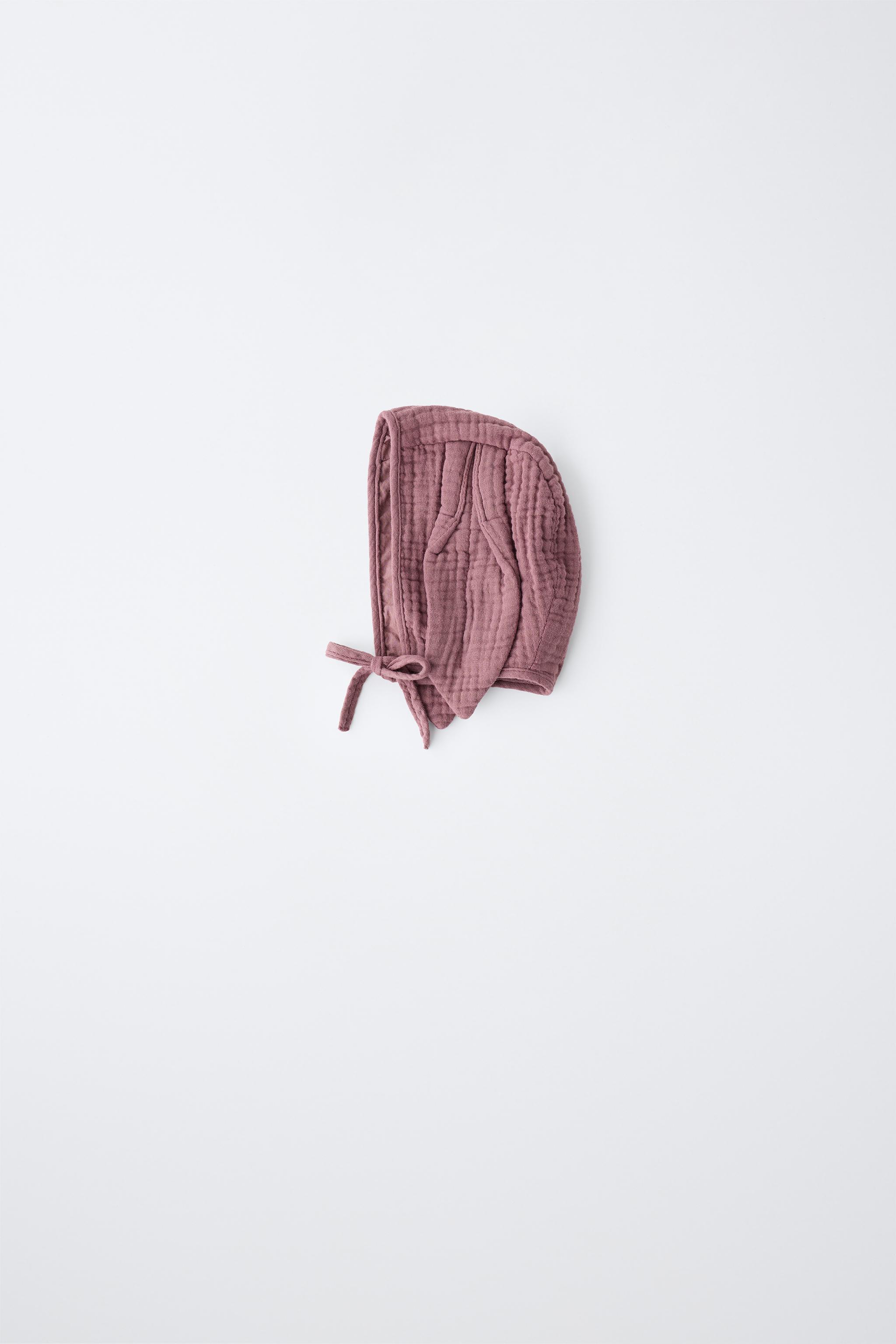 ЧЕПЧИК С ФАКТУРНЫМИ УШКАМИ — ZARA