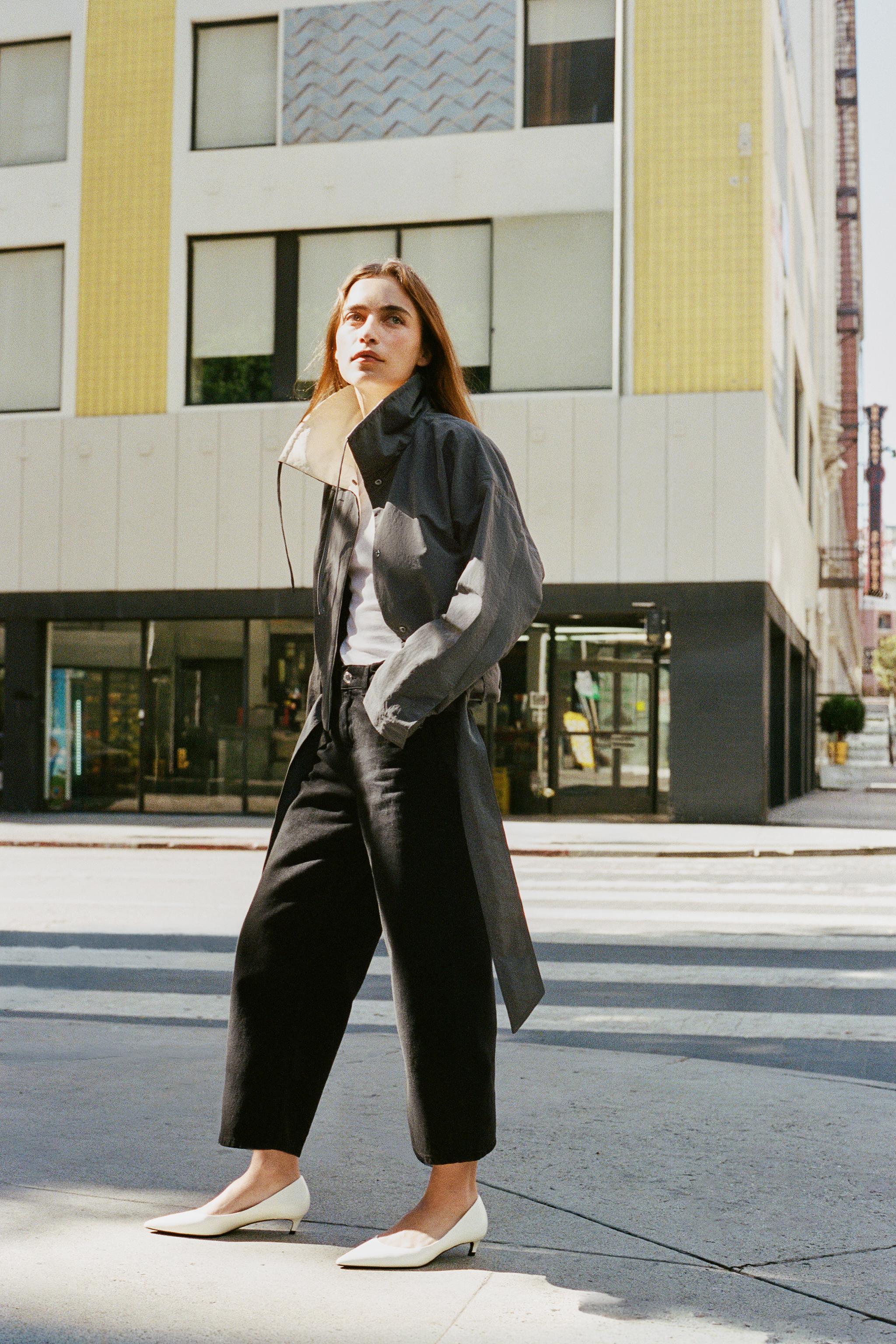 ZW COLLECTION укороченная куртка с поясом — ZARA