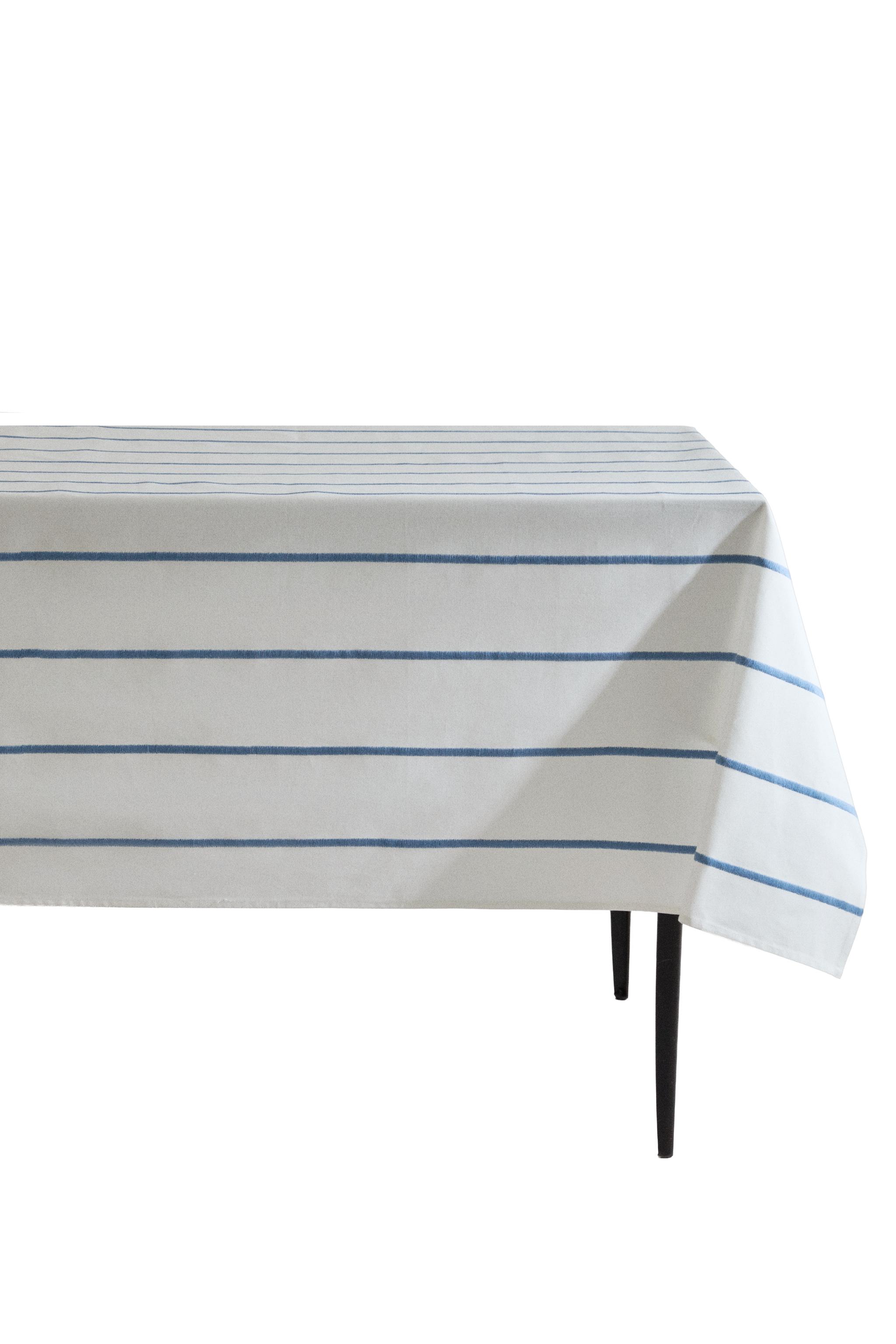 СКАТЕРТЬ С ВЫШИТЫМИ ПОЛОСАМИ — Zara Home